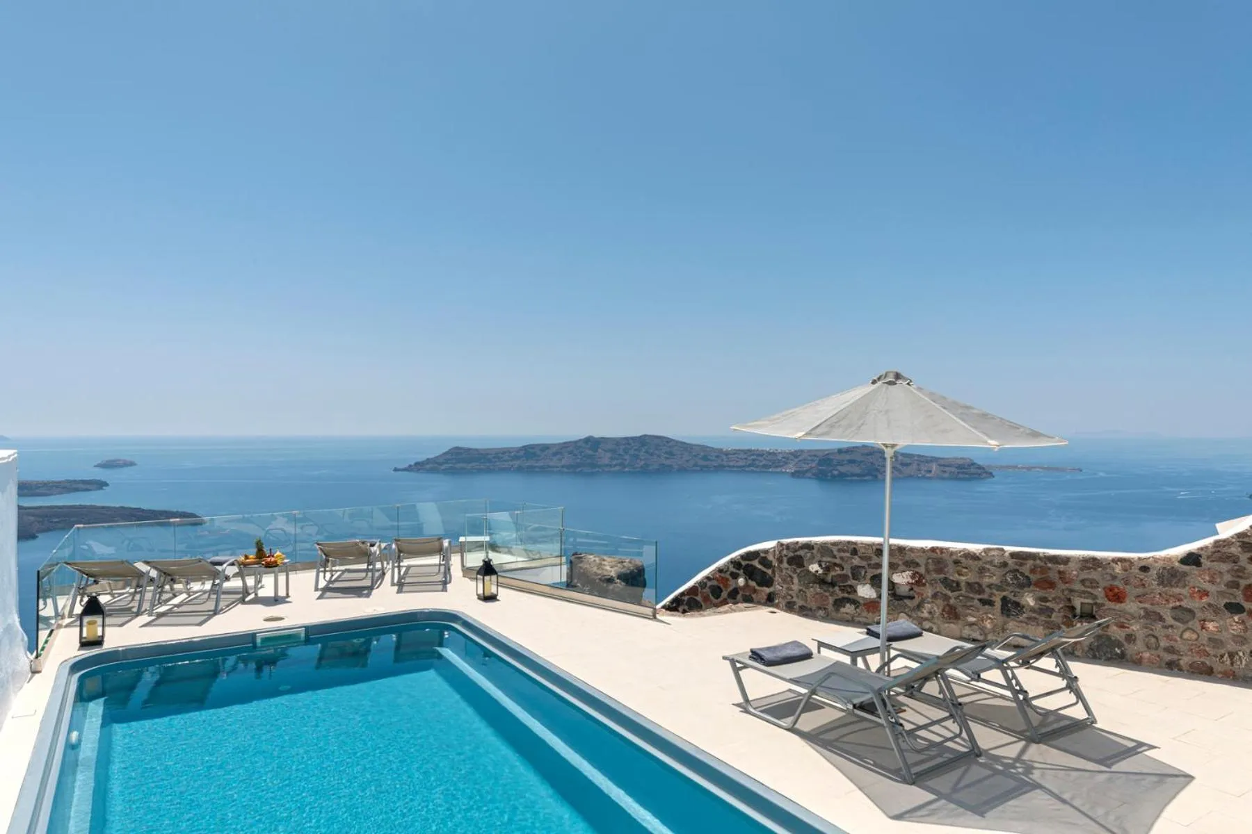 Natural landscape in Pearl on the Cliff Hotel & Suites by Pearl Hotel Collection