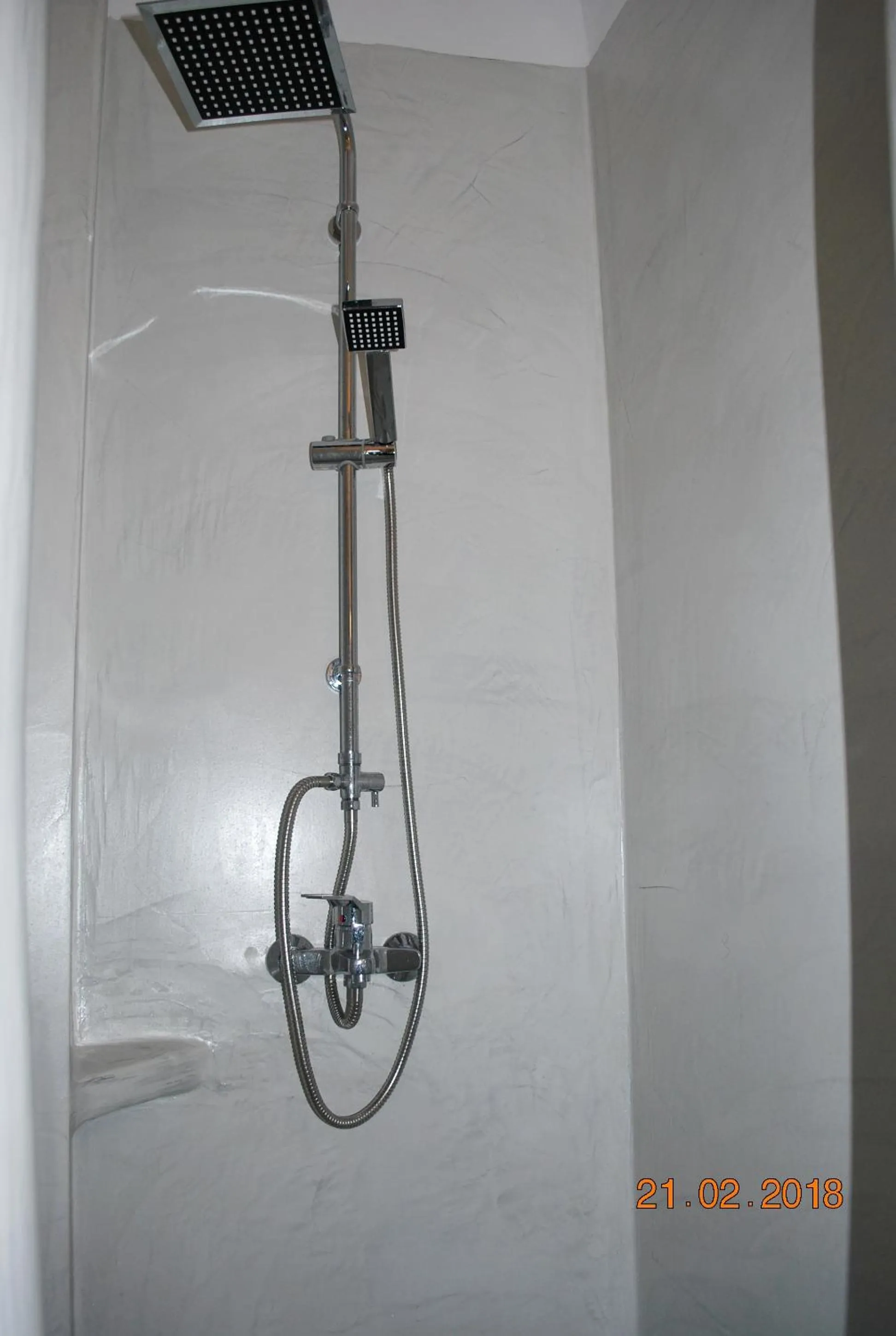 Shower in Pearl on the Cliff Hotel & Suites by Pearl Hotel Collection