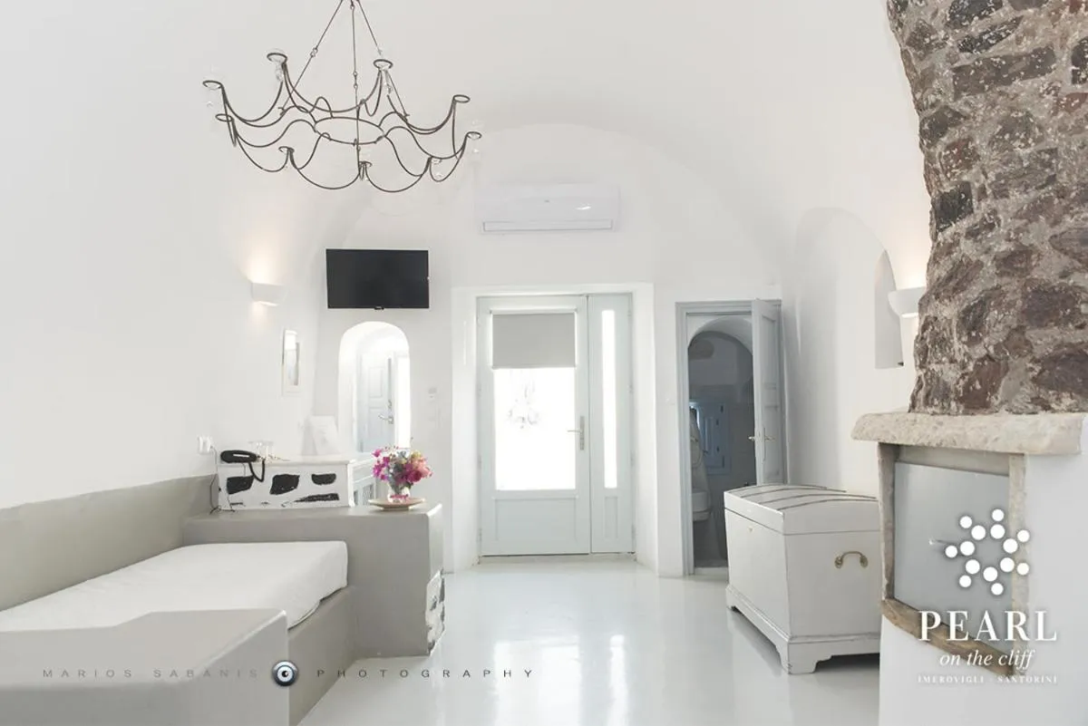 Bathroom in Pearl on the Cliff Hotel & Suites by Pearl Hotel Collection