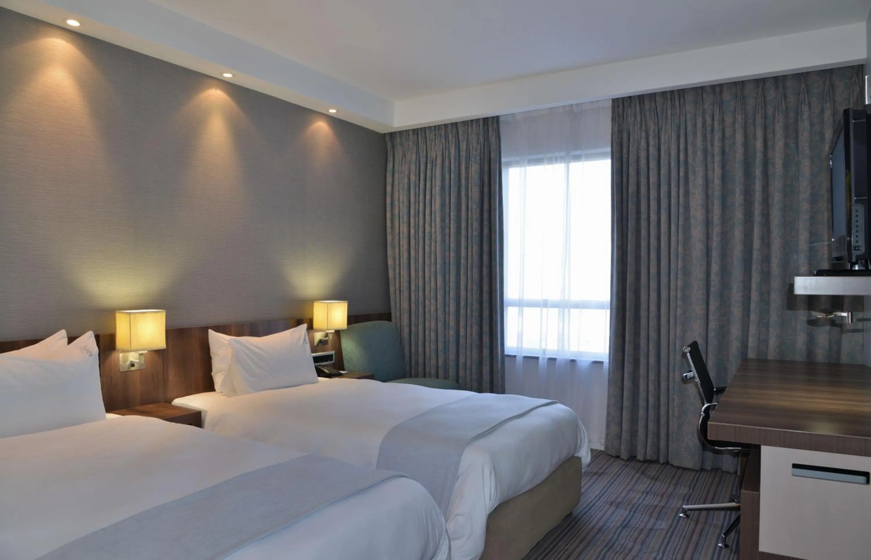 Photo of the whole room, Bed in Holiday Inn Express Durban - Umhlanga by IHG