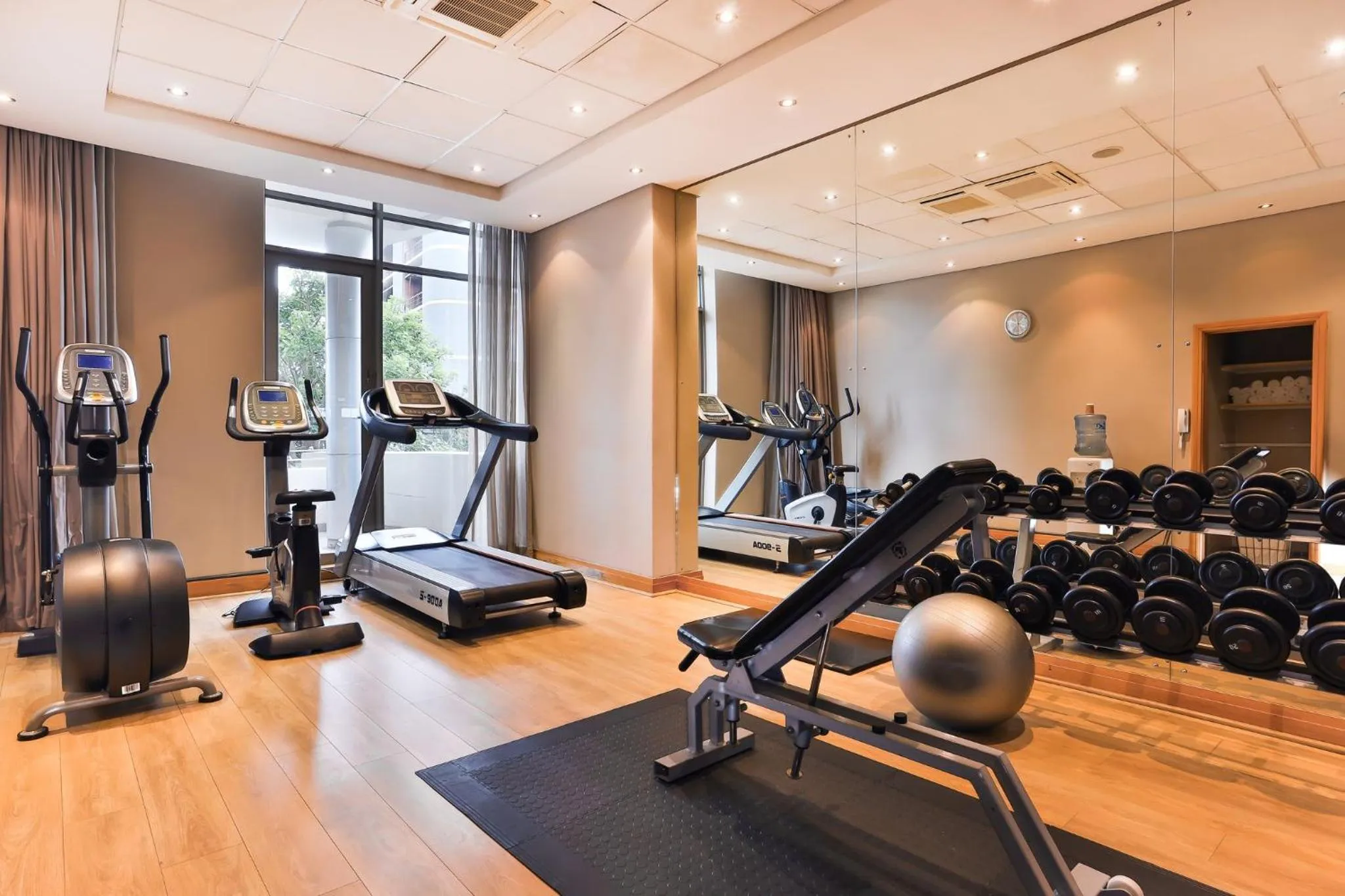 Fitness centre/facilities in Holiday Inn Express Durban - Umhlanga by IHG