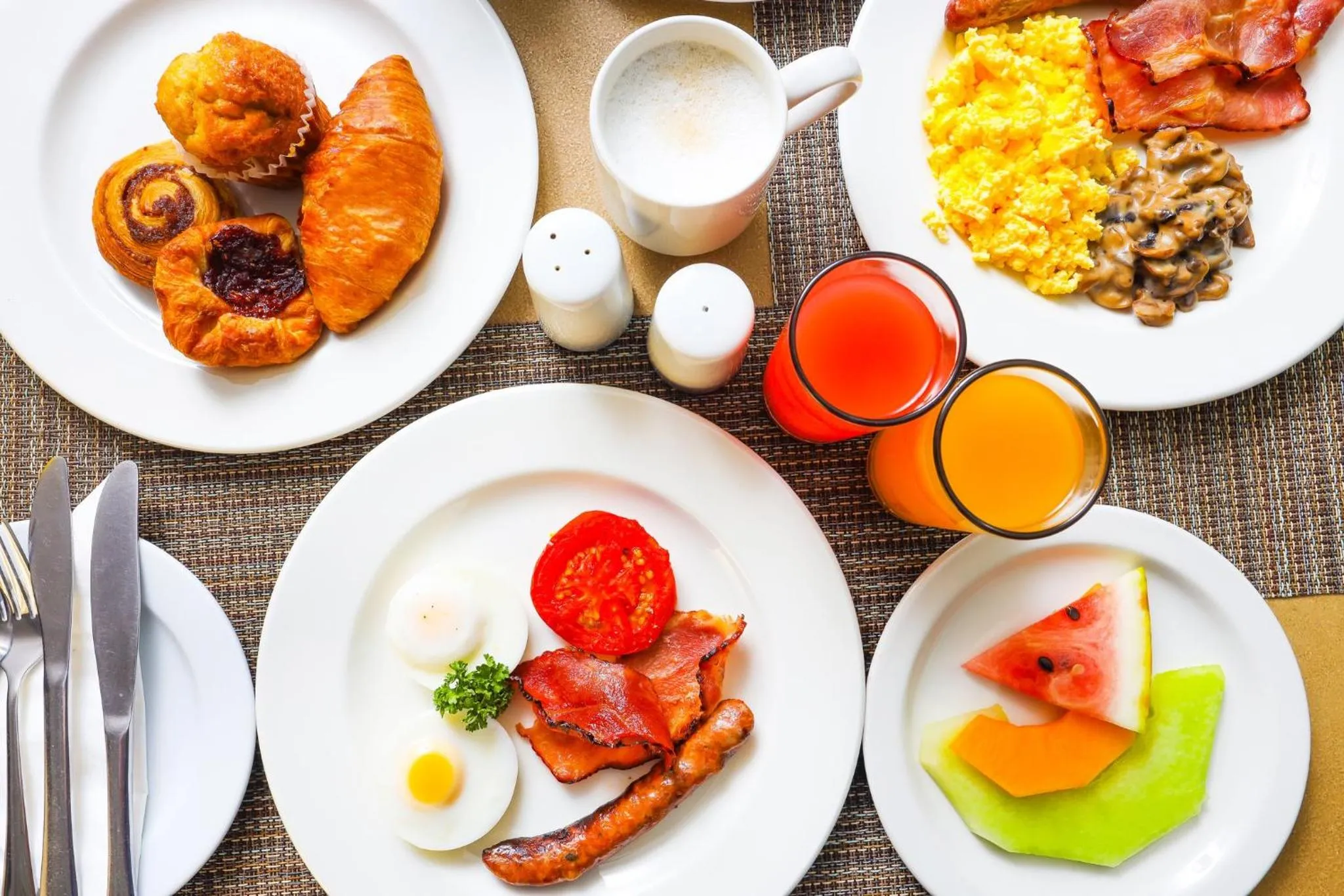 Breakfast in Holiday Inn Express Durban - Umhlanga by IHG