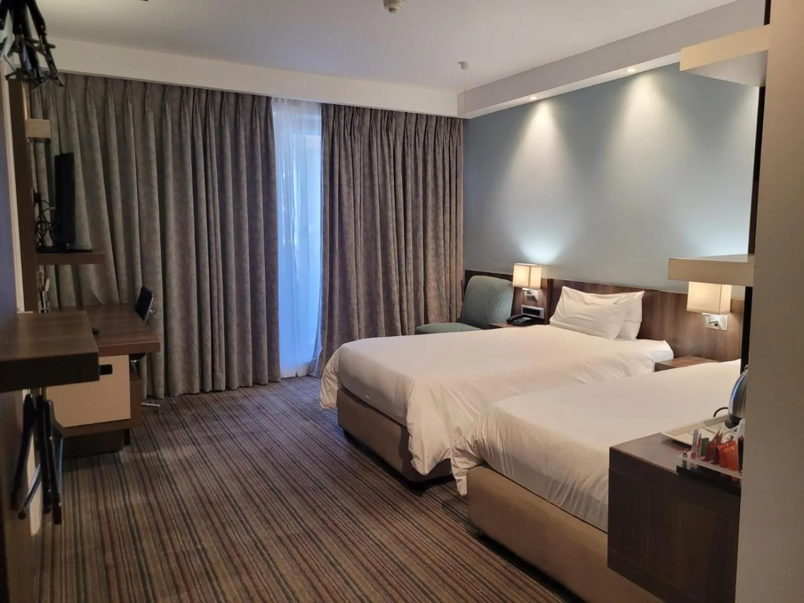Bed in Holiday Inn Express Durban - Umhlanga by IHG