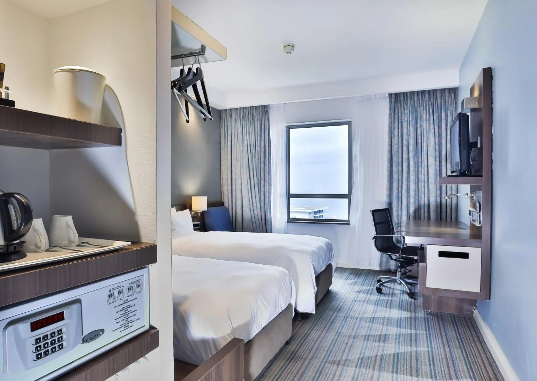 Photo of the whole room, Bed in Holiday Inn Express Durban - Umhlanga by IHG