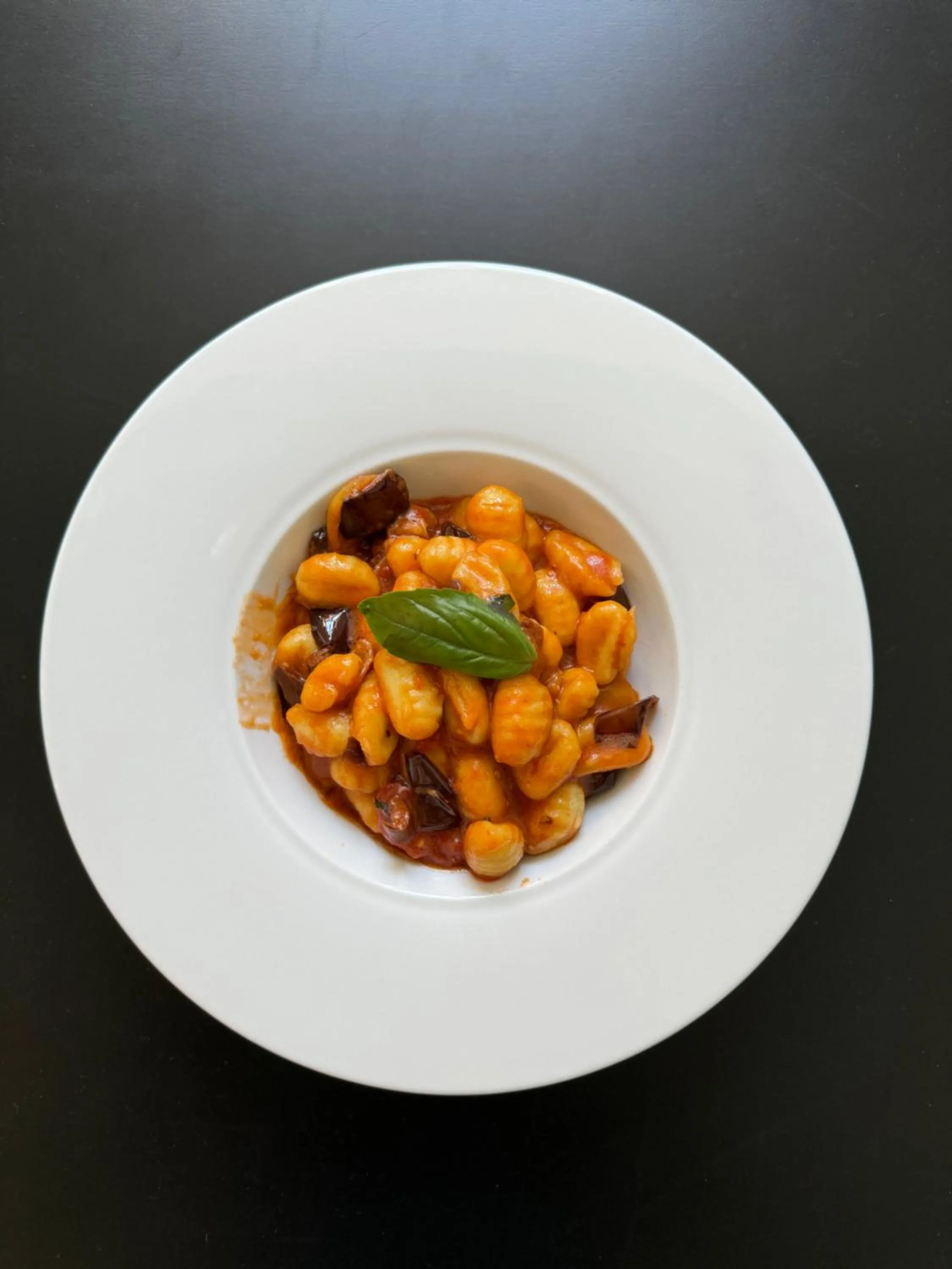 Restaurant/places to eat in Petit Hotel