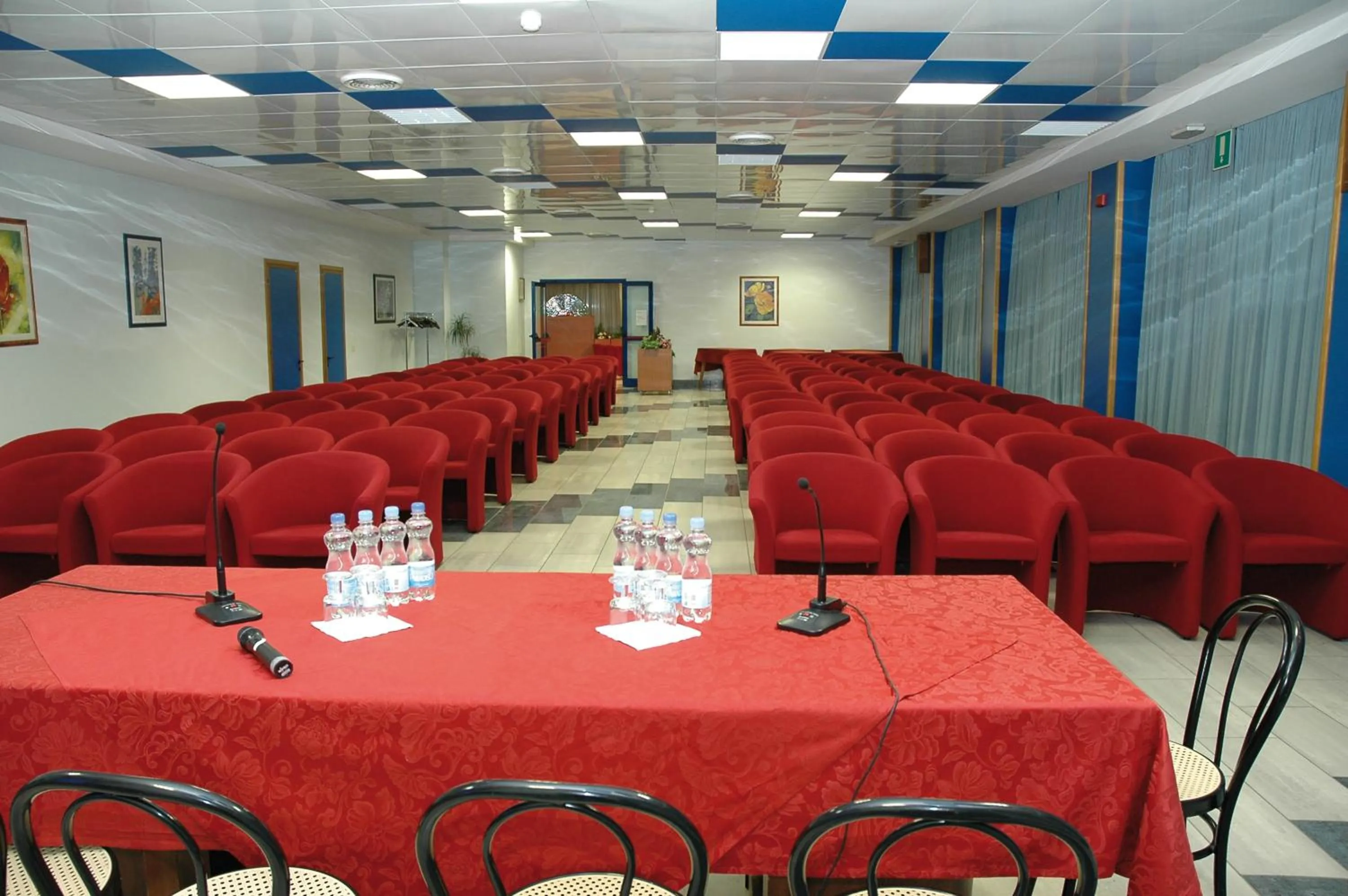 Business facilities in Bella Italia Sport Village