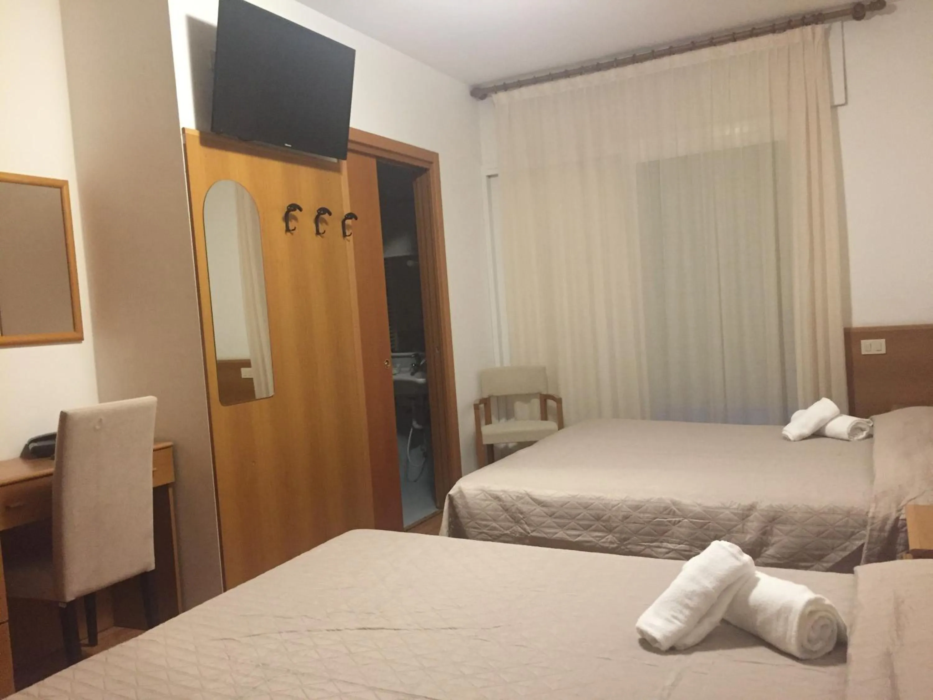 Bedroom, Bed in Bella Italia Sport Village