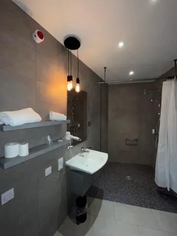 Hôtel Logis Restaurant La Fontaine