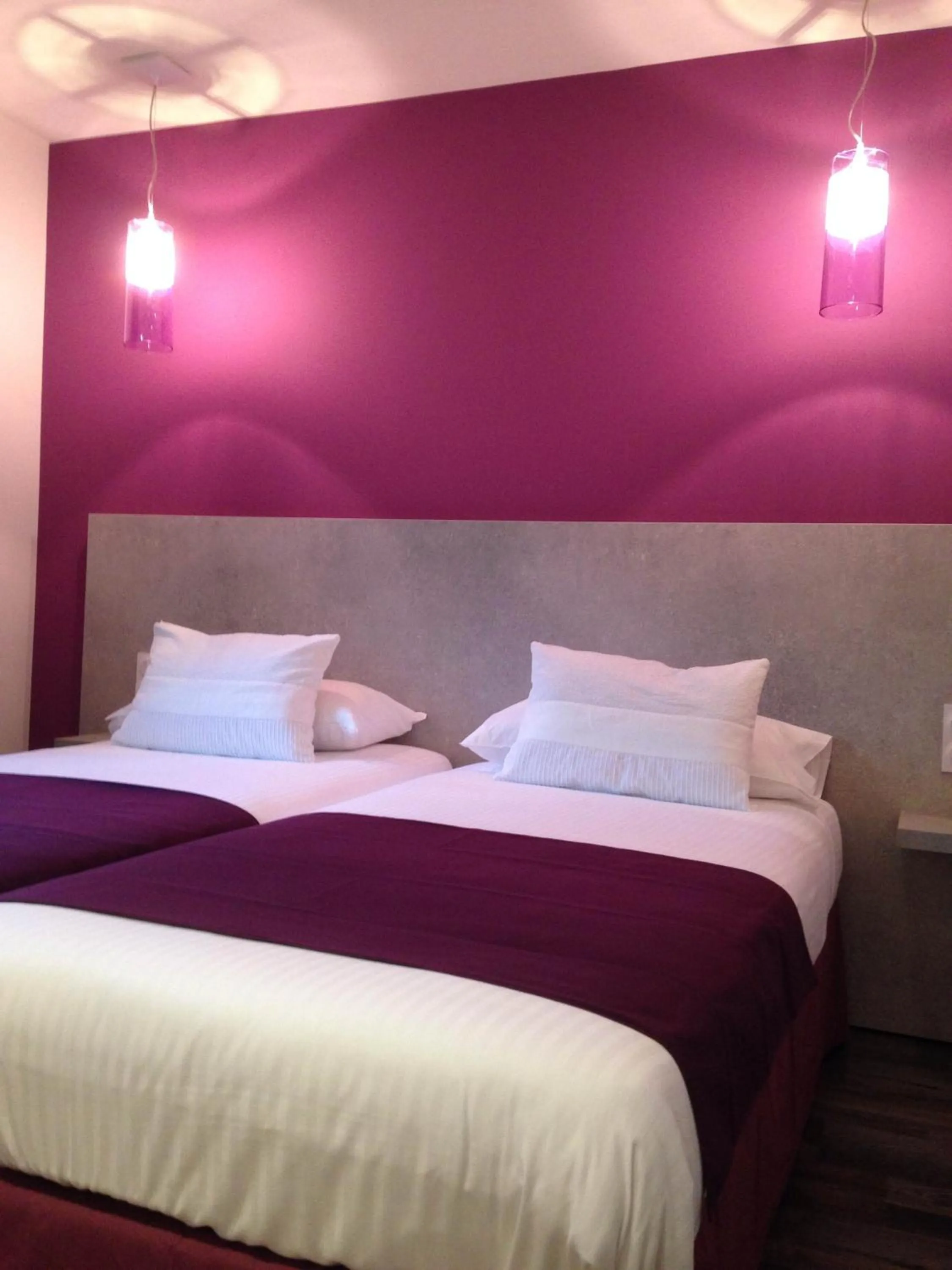 Bedroom, Bed in Hôtel Logis Restaurant La Fontaine