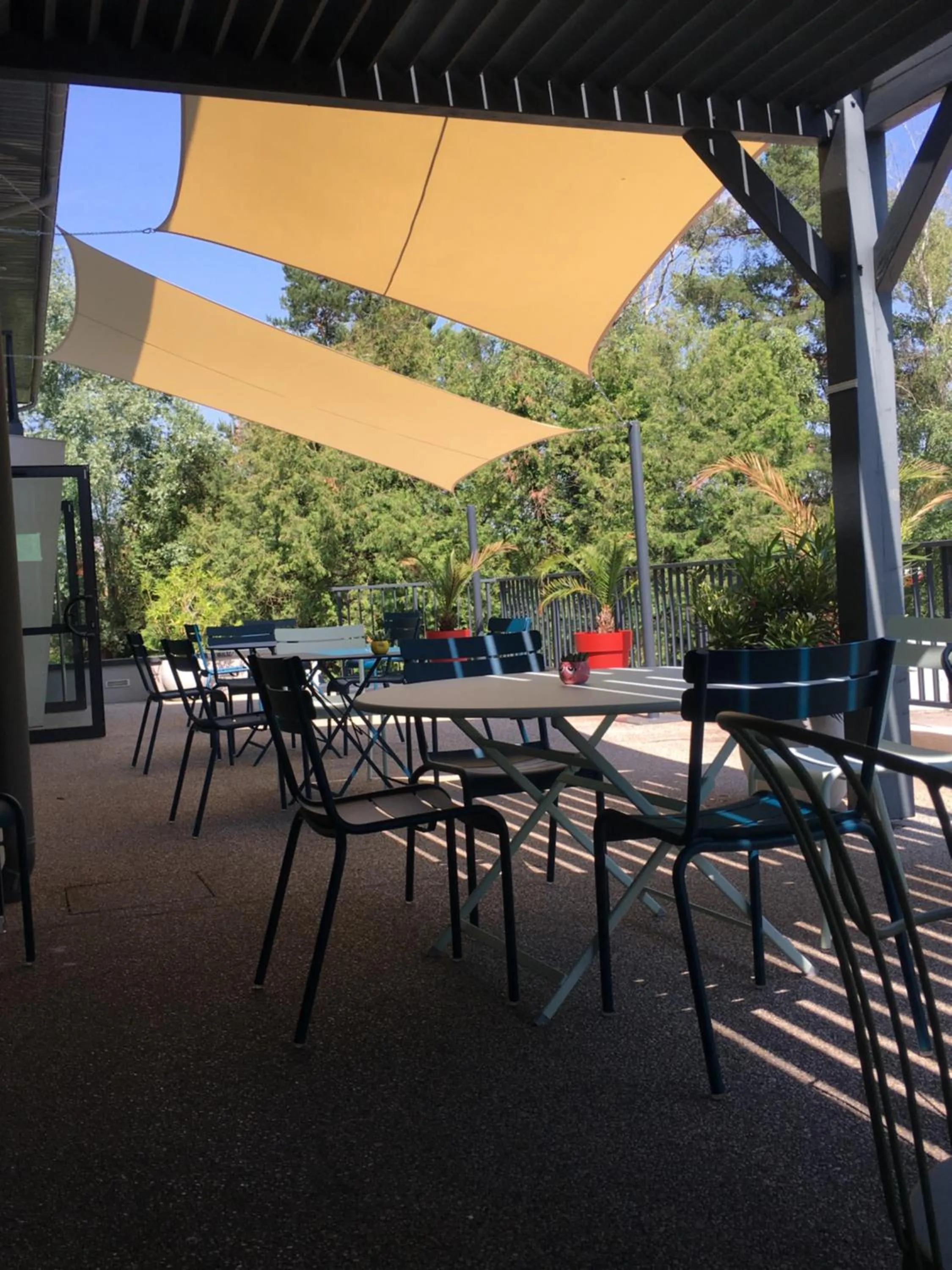 Hôtel Logis Restaurant La Fontaine