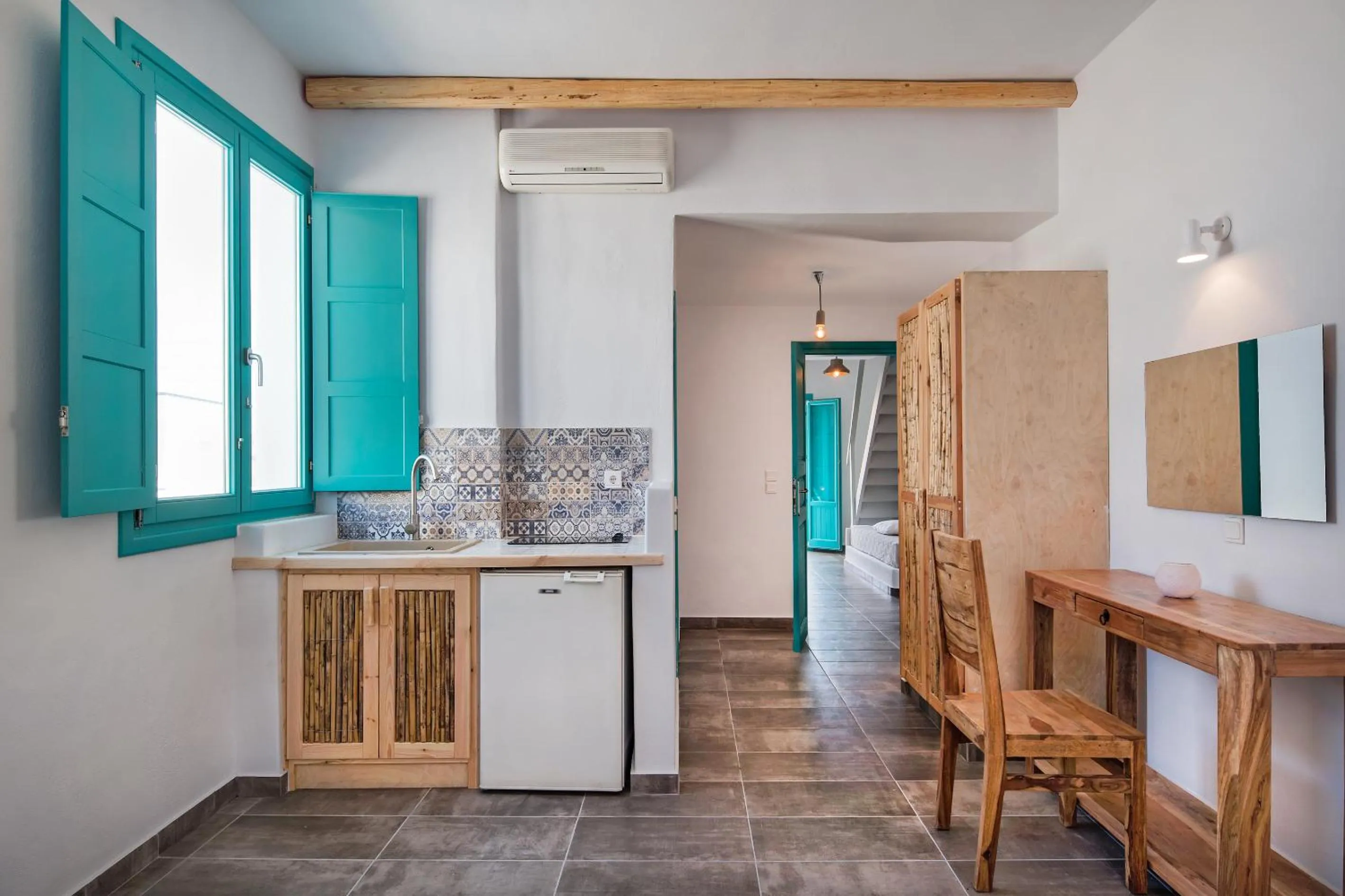 Kitchen or kitchenette in Nissia Beach Apartments & Suites