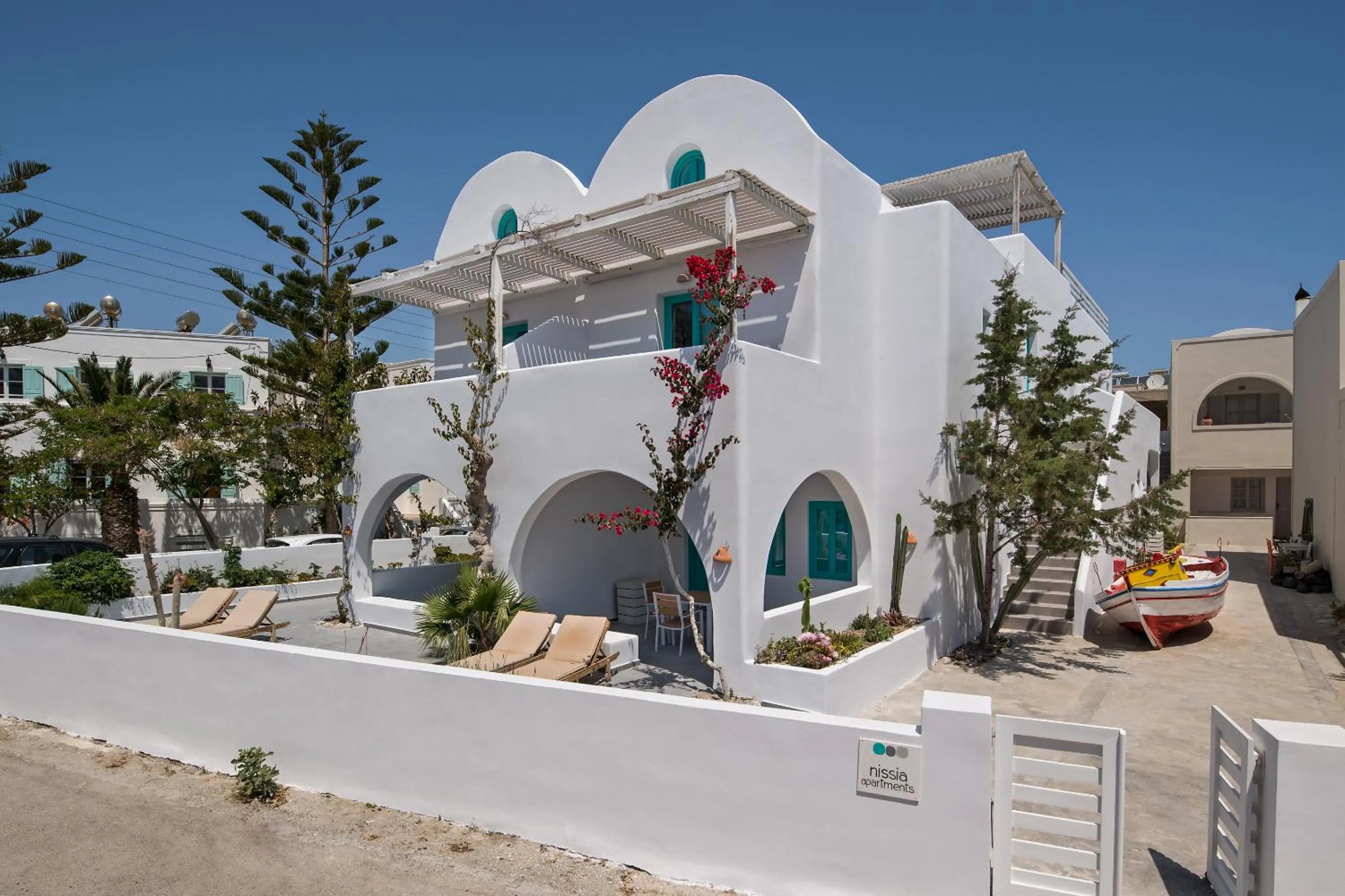 Property building in Nissia Beach Apartments & Suites