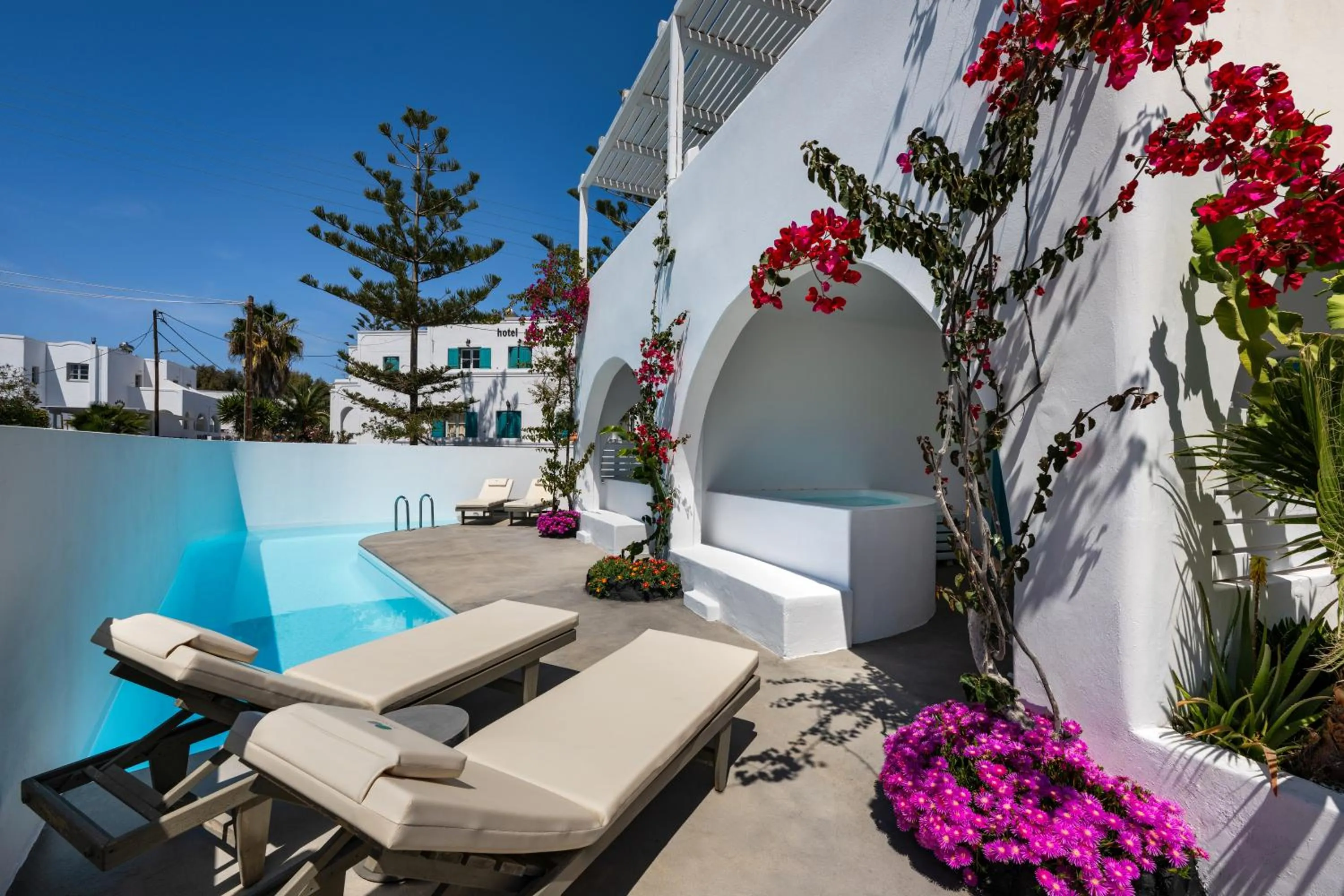 Property building in Nissia Beach Apartments & Suites