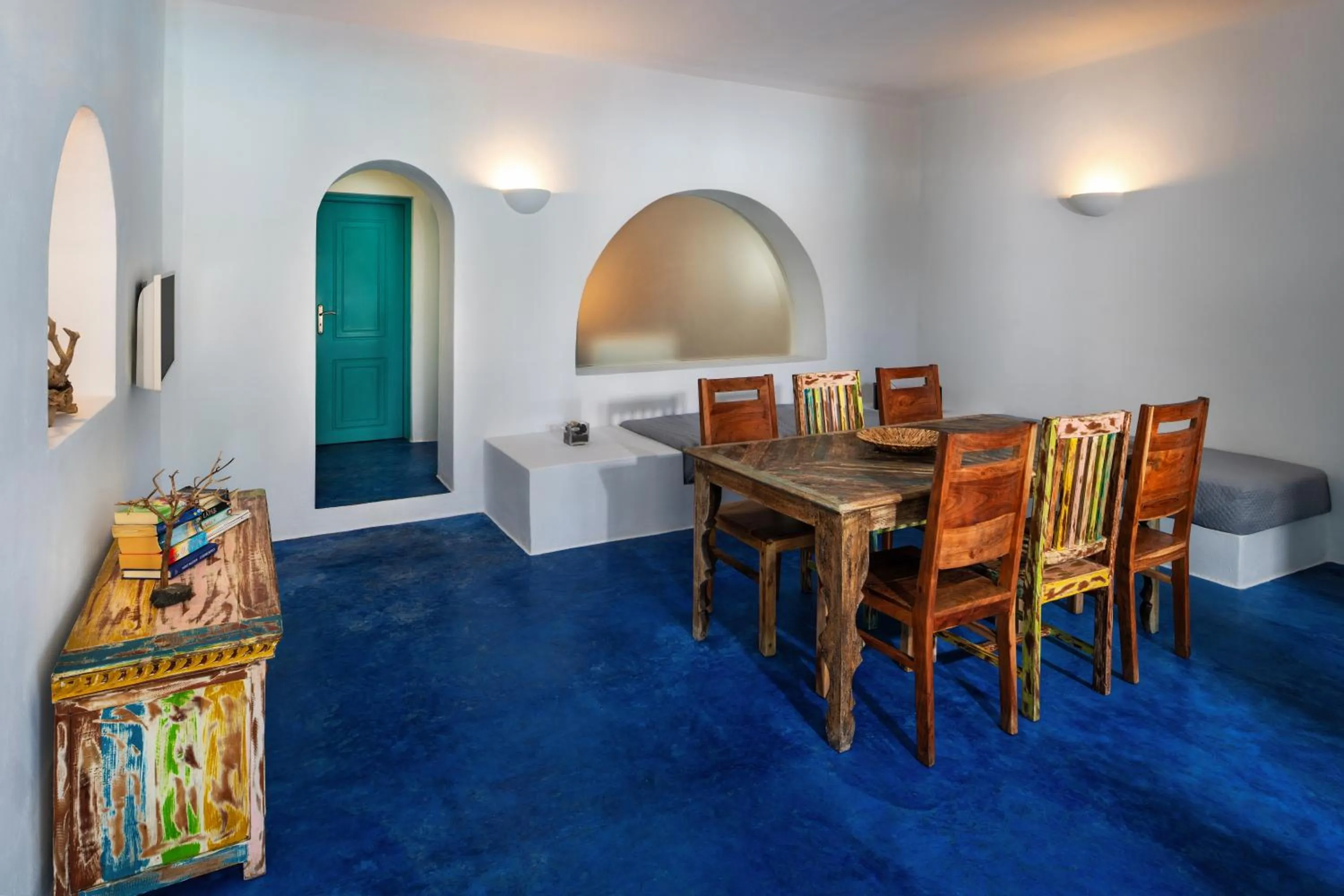 Living room in Nissia Beach Apartments & Suites