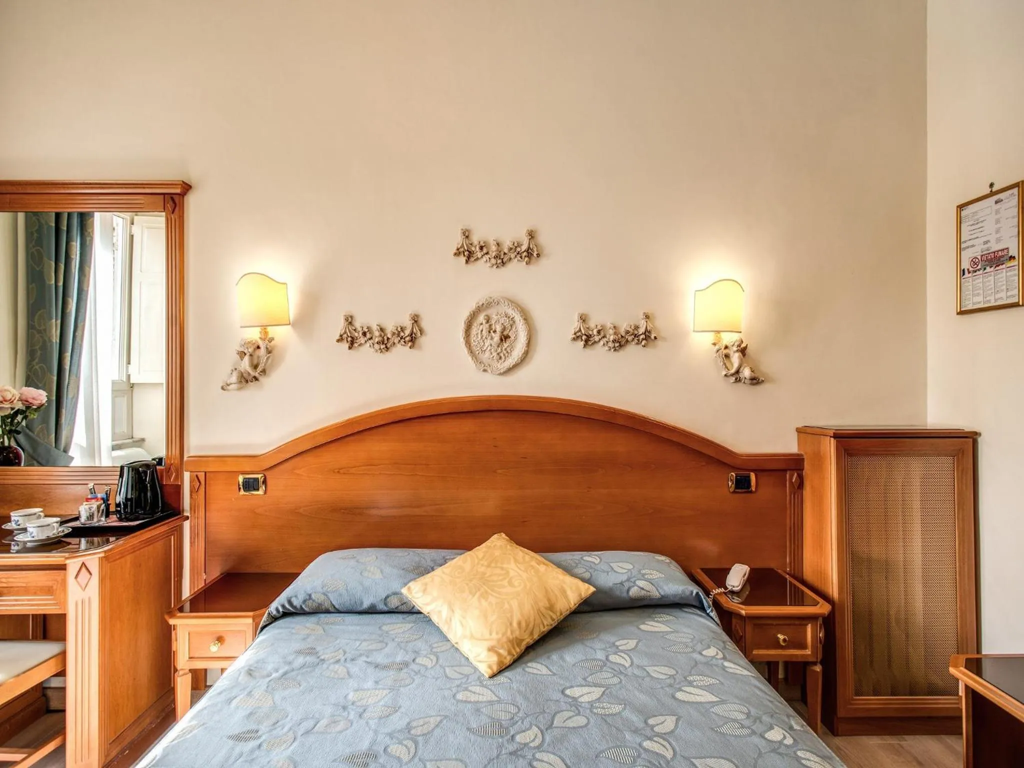 Photo of the whole room, Bed in Hotel Labelle