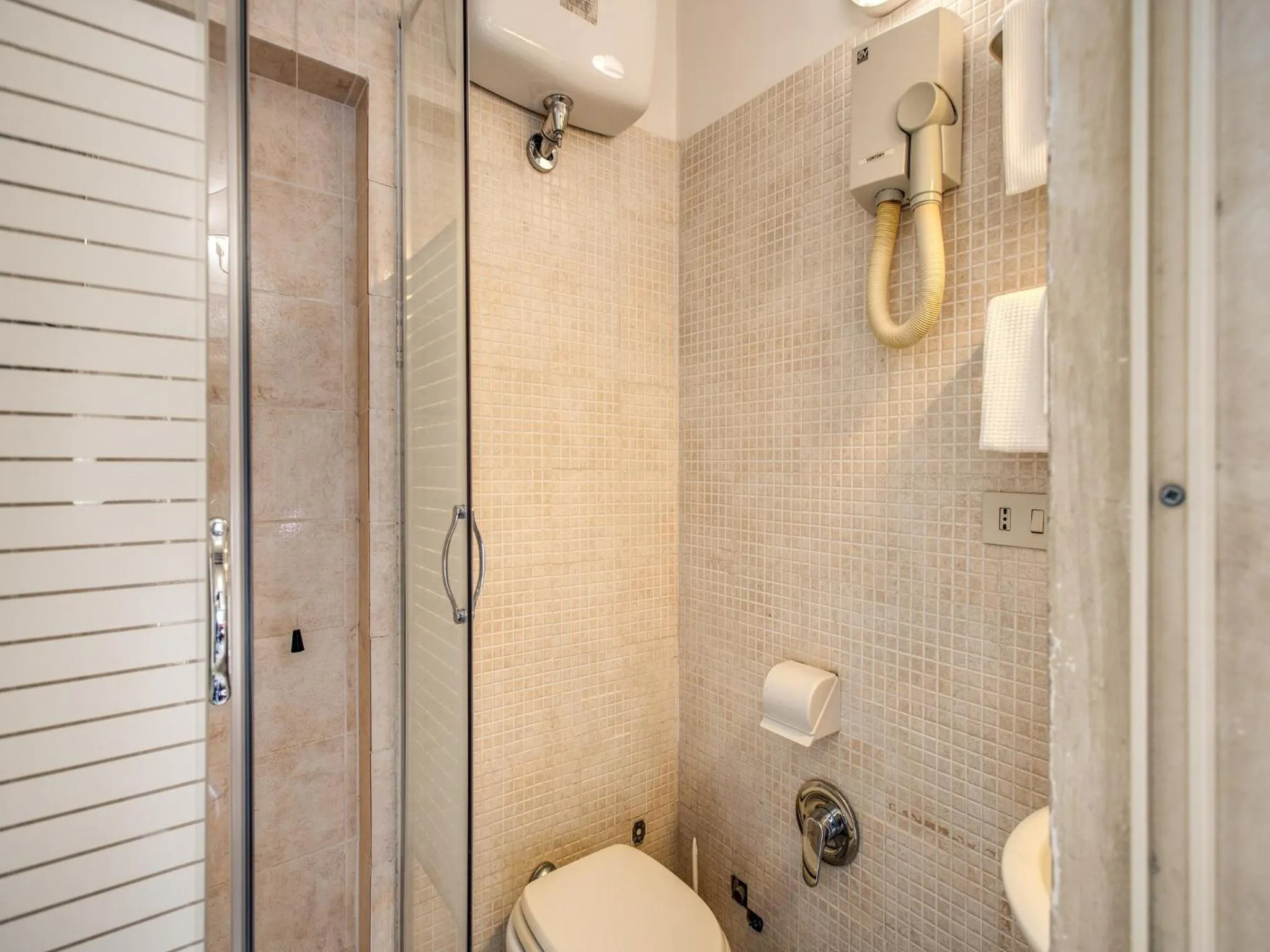 Bathroom in Hotel Labelle