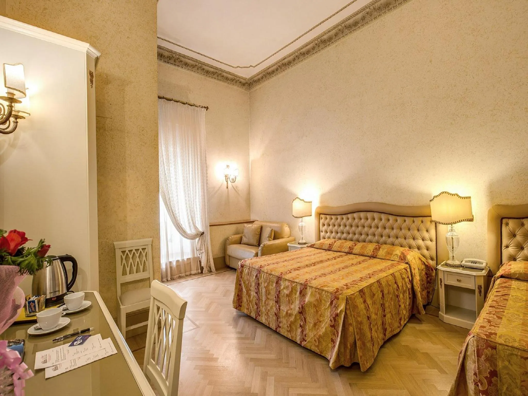 Photo of the whole room, Bed in Hotel Labelle