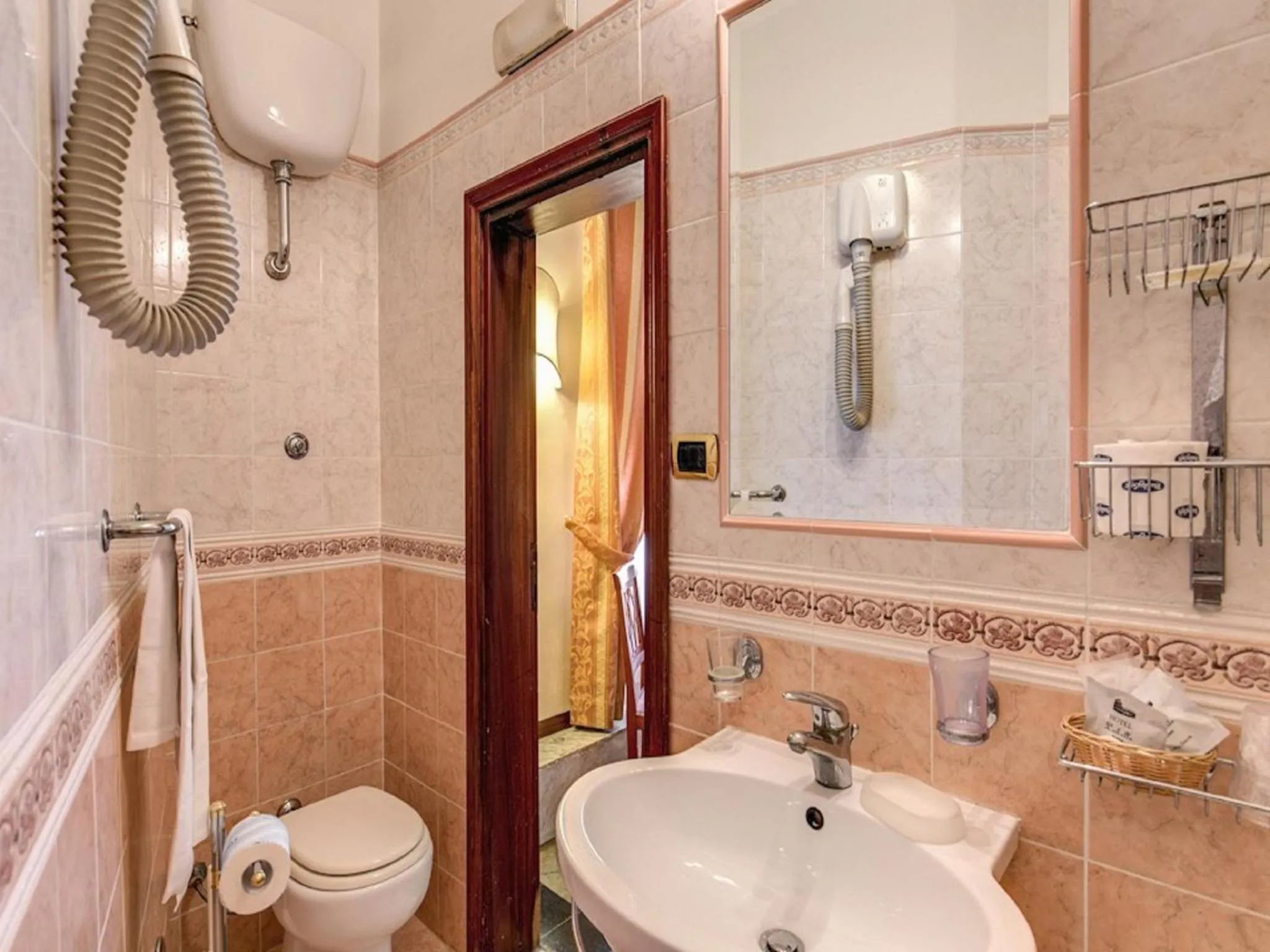 Bathroom in Hotel Labelle