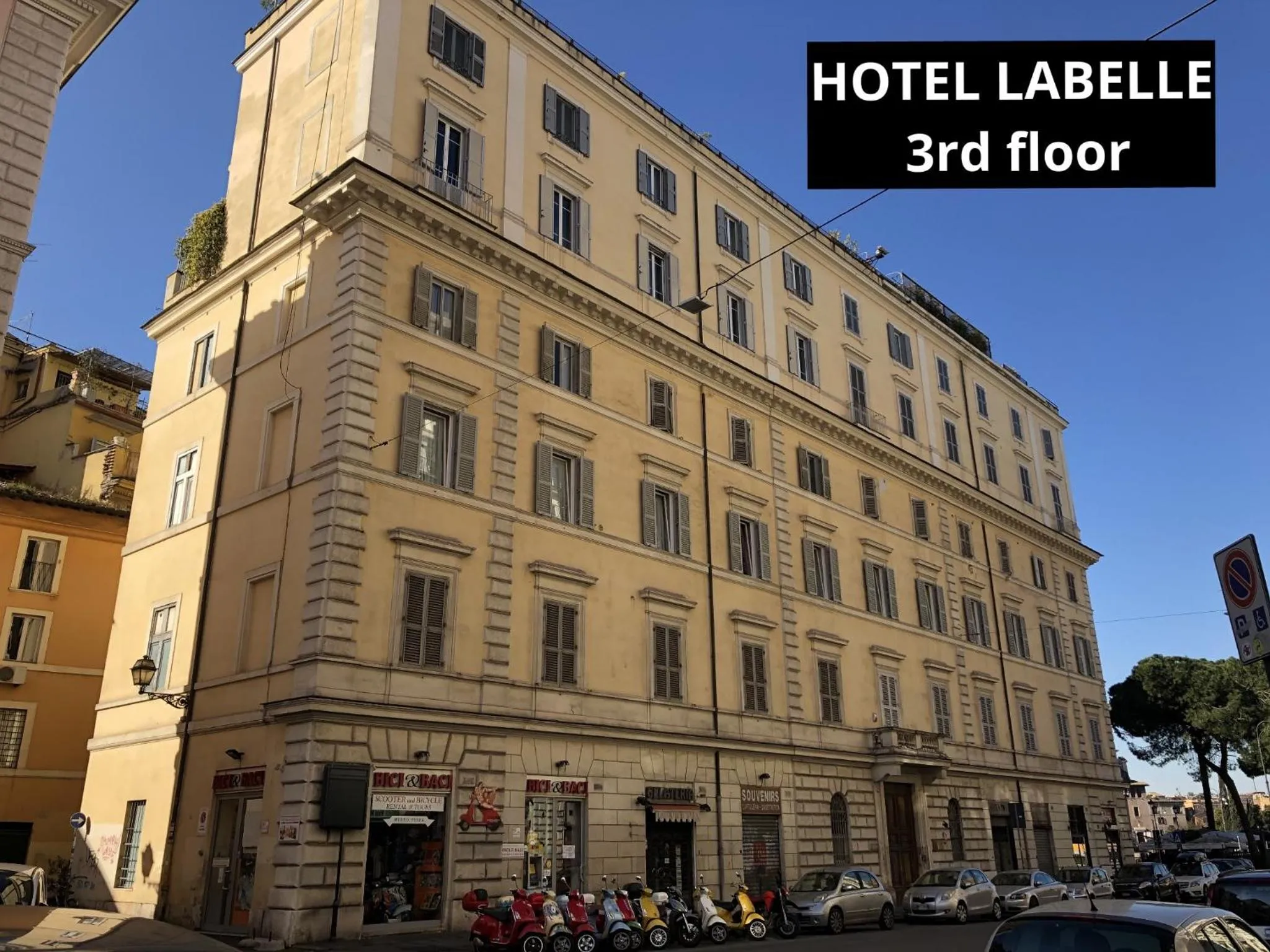 Property building in Hotel Labelle