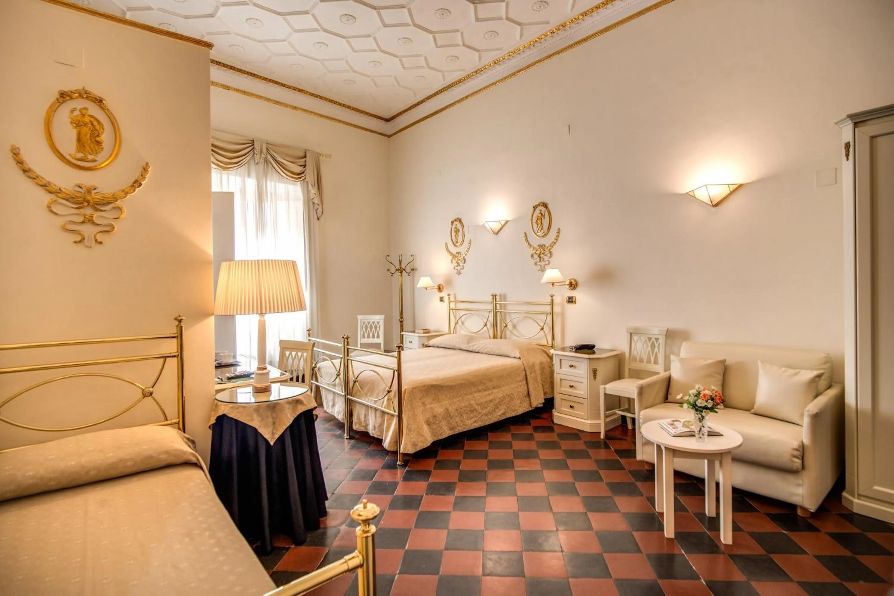 Bedroom, Bed in Hotel Labelle