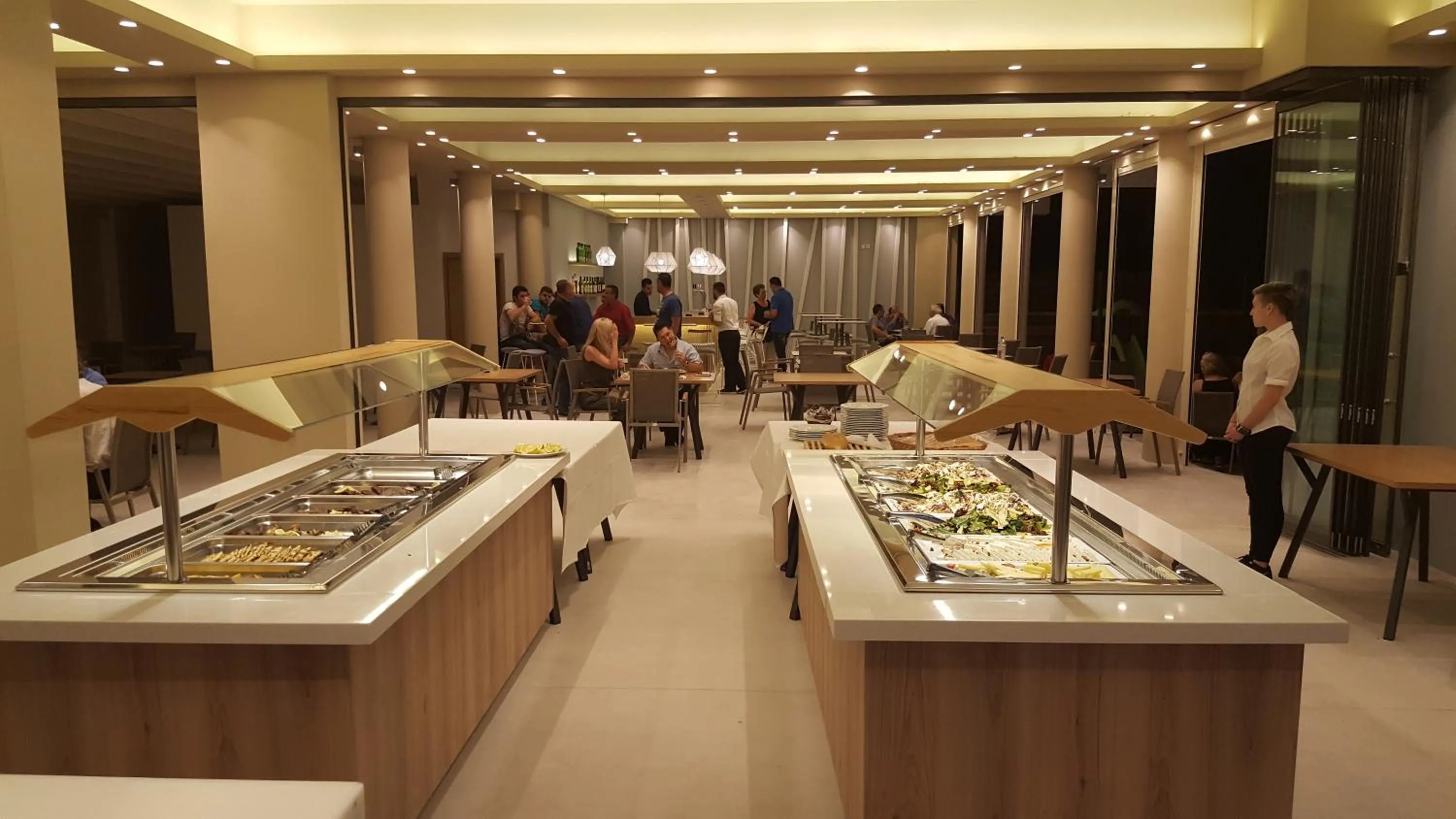 Restaurant/places to eat in Selyria Resort