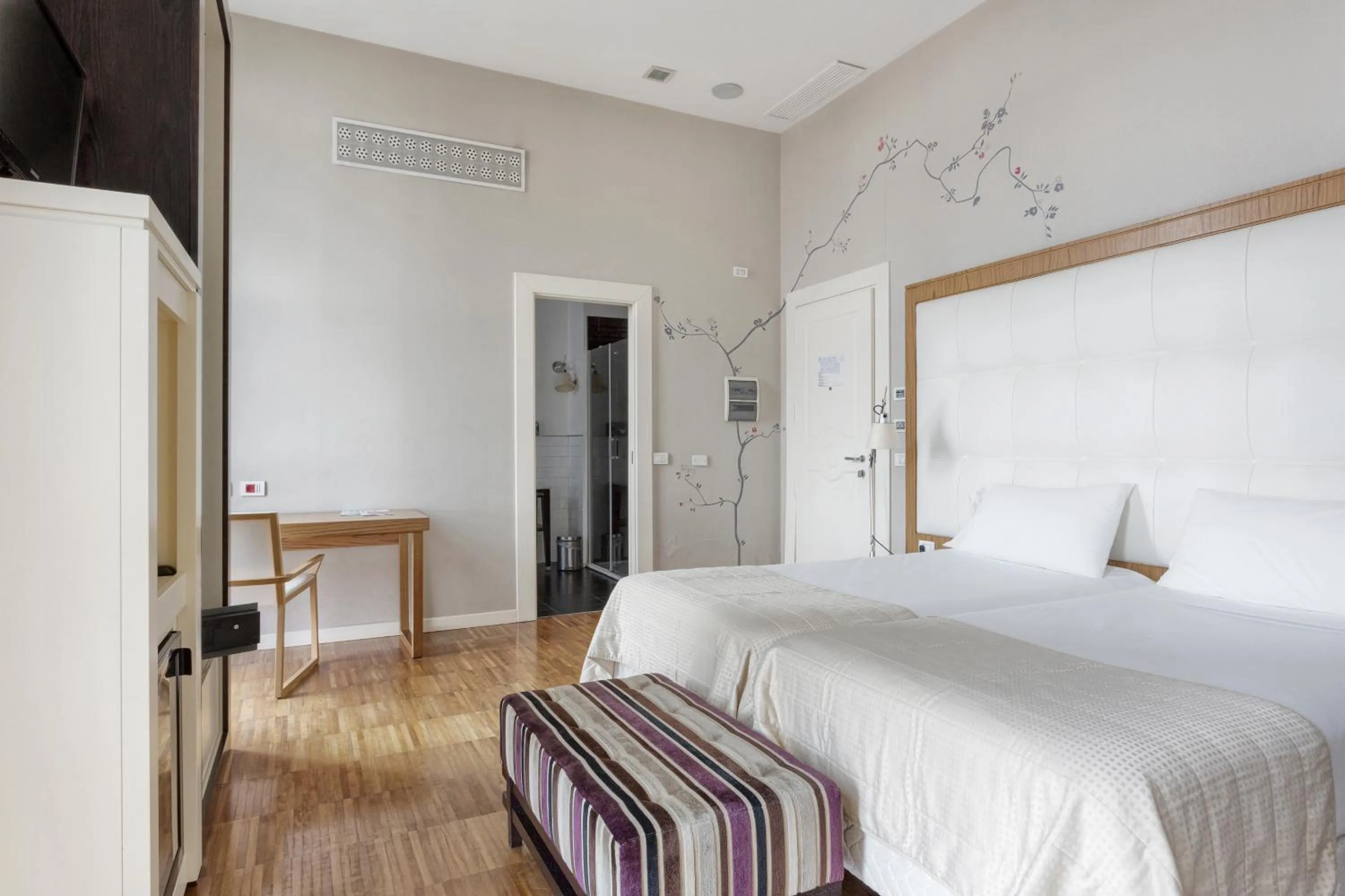 Bedroom, Bed in Italiana Hotels Milan Rho Fair