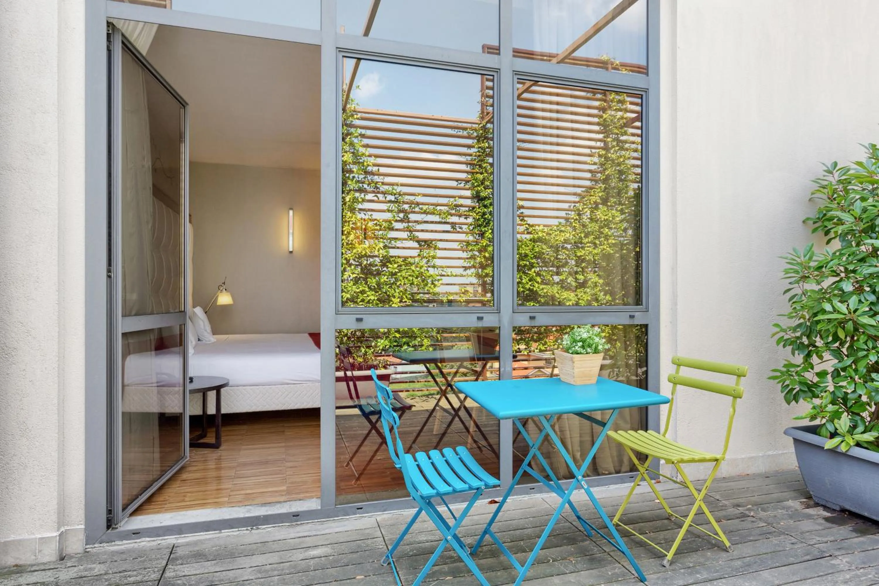 Patio in Italiana Hotels Milan Rho Fair