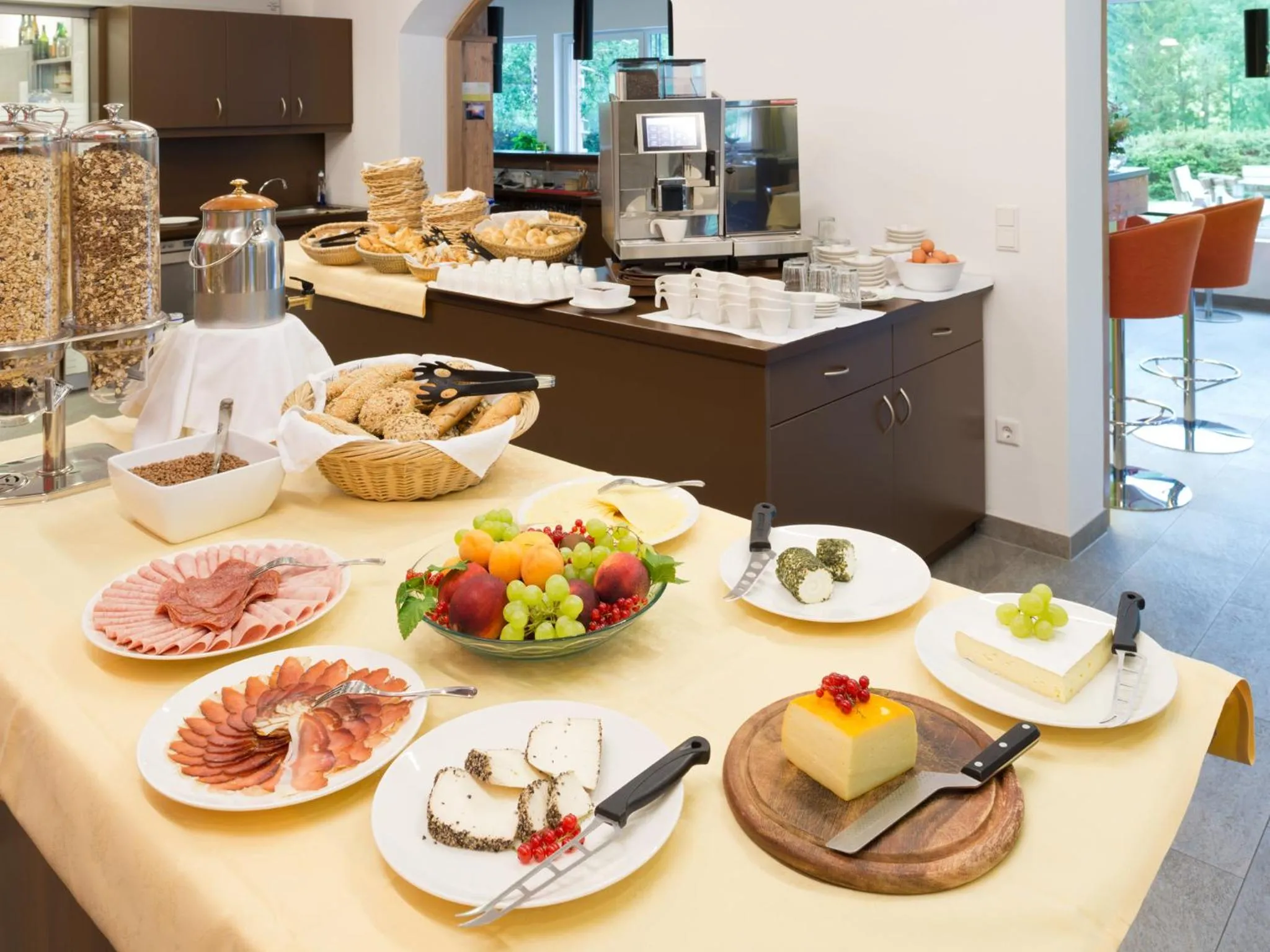 Buffet breakfast in Der Seebacherhof