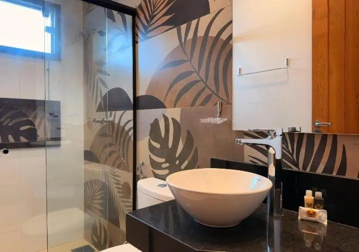 Bathroom in Hotel Pousada Casacolina