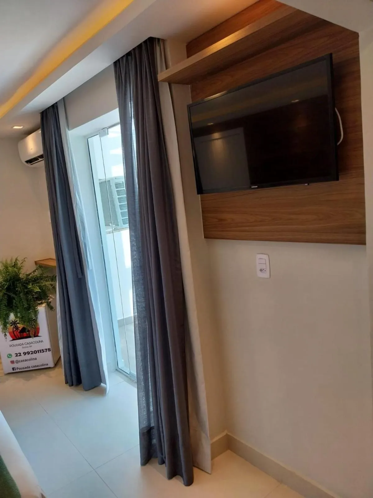 TV and multimedia in Hotel Pousada Casacolina