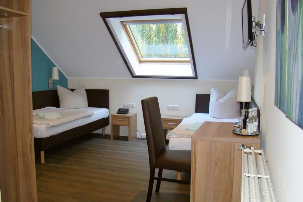 Photo of the whole room, Bed in Hotel Restaurant Huxmühle