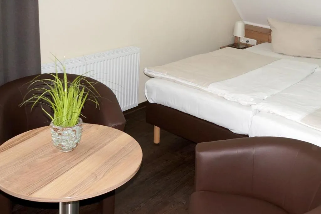 Photo of the whole room, Bed in Hotel Restaurant Huxmühle