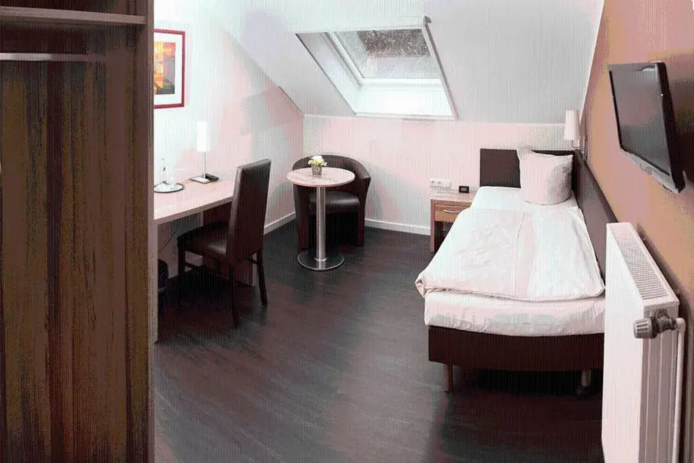 Single Room in Hotel Restaurant Huxmühle Single Room in Hotel Restaurant Huxmühle