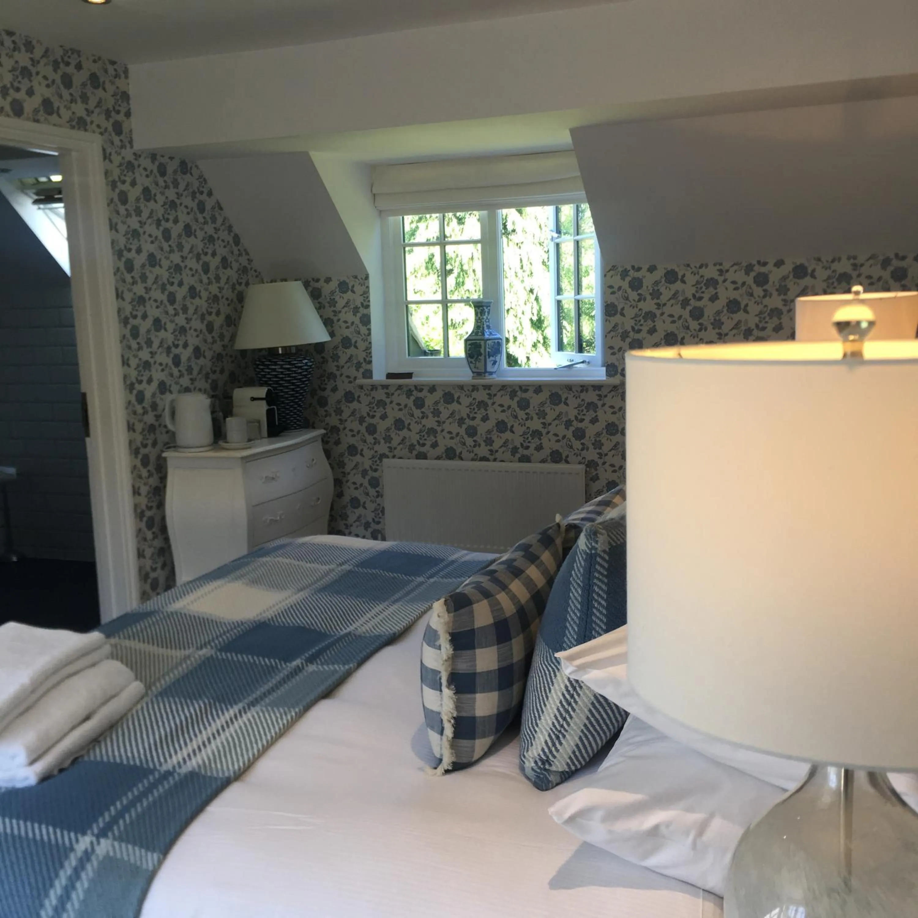 Bed in The George Great Oxendon