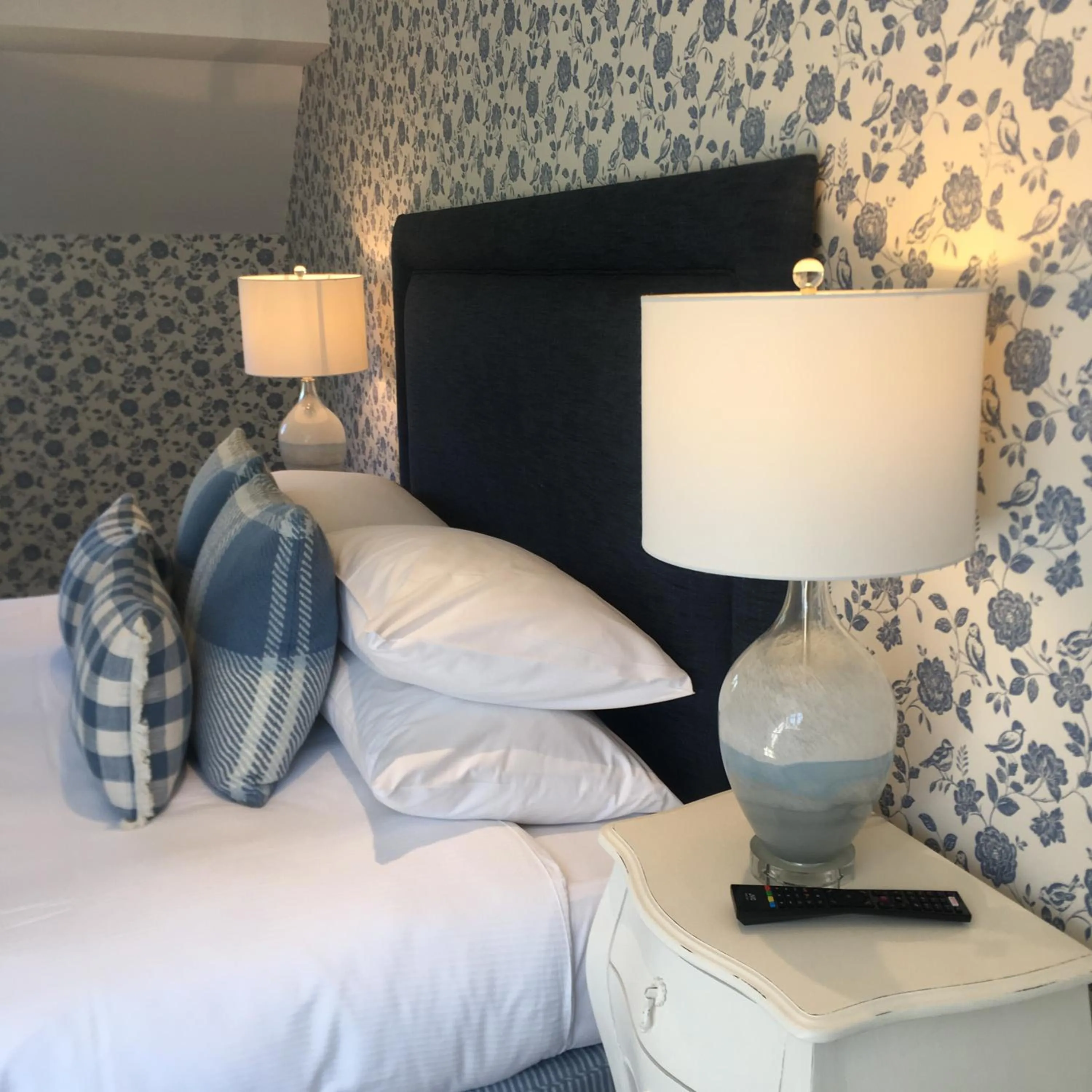 Bed in The George Great Oxendon