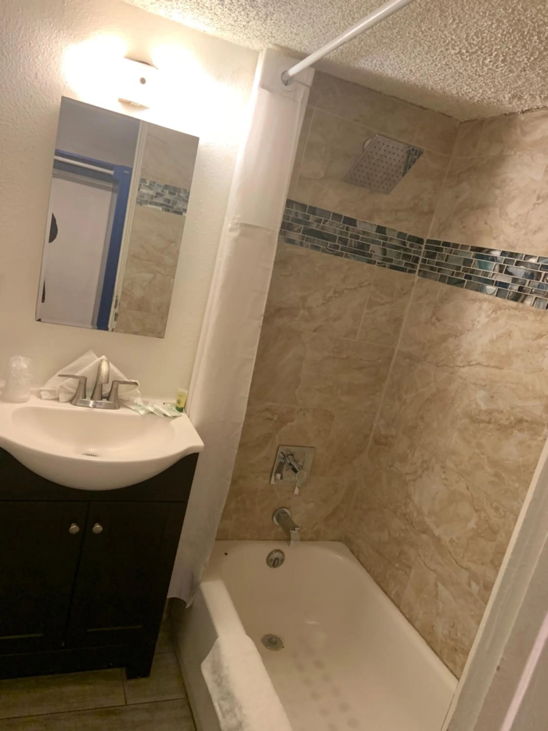 Shower in Desert Hills Motel