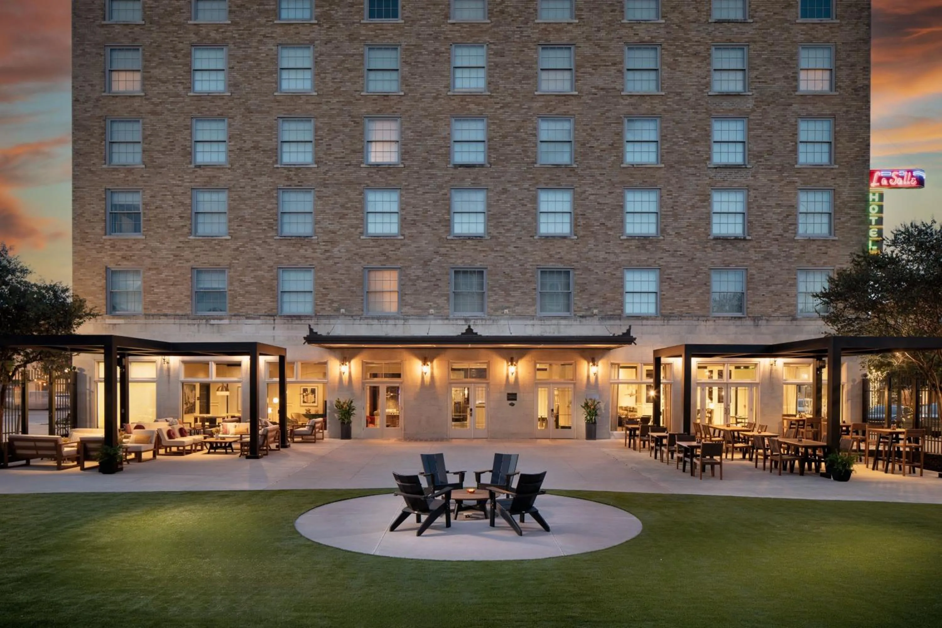 Meeting/conference room in The LaSalle Hotel, Bryan College Station, a Tribute Portfolio Hotel