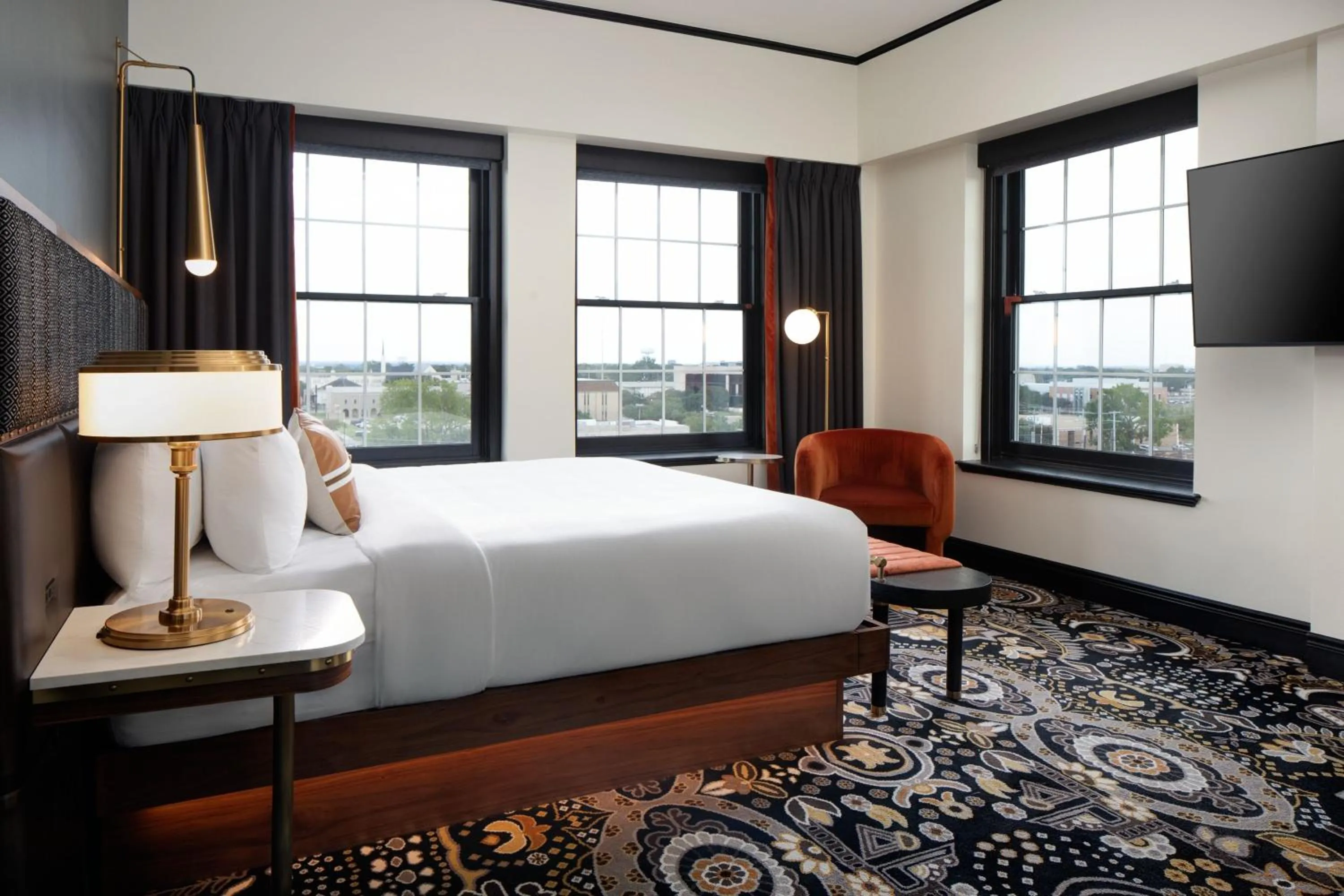 Photo of the whole room, Bed in The LaSalle Hotel, Bryan College Station, a Tribute Portfolio Hotel