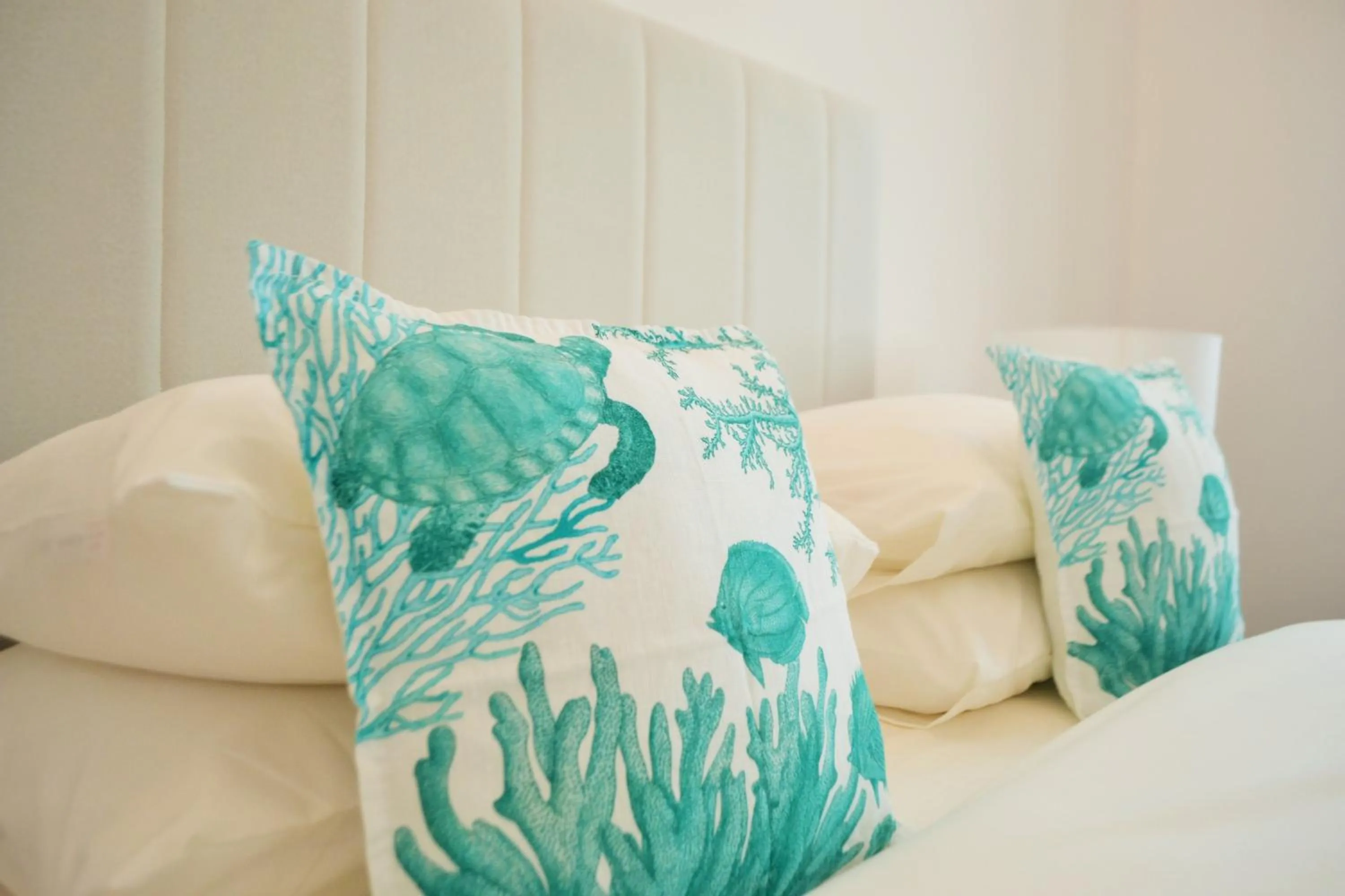 Decorative detail, Bed in Feeling Eduardo VII