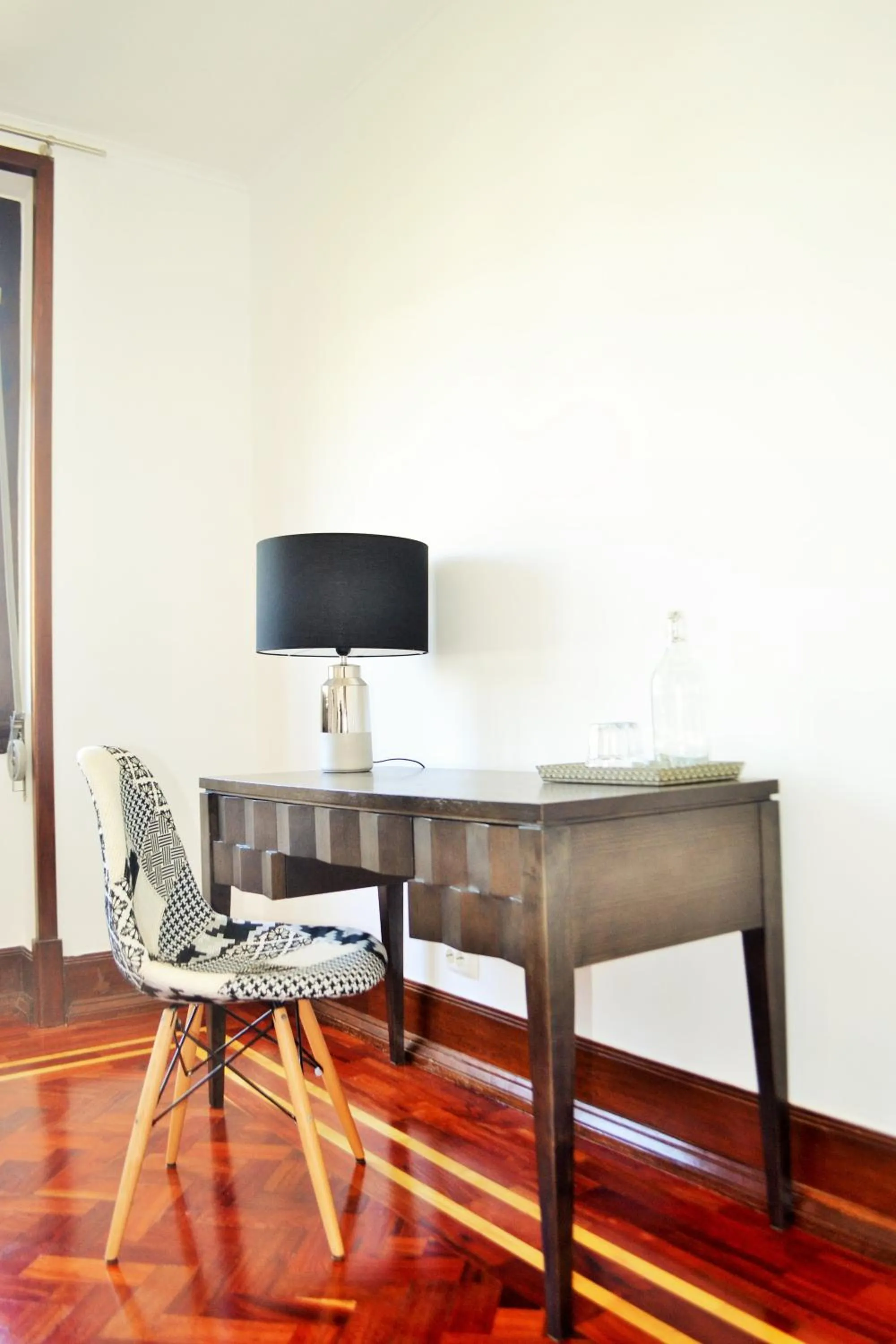 Decorative detail in Feeling Eduardo VII