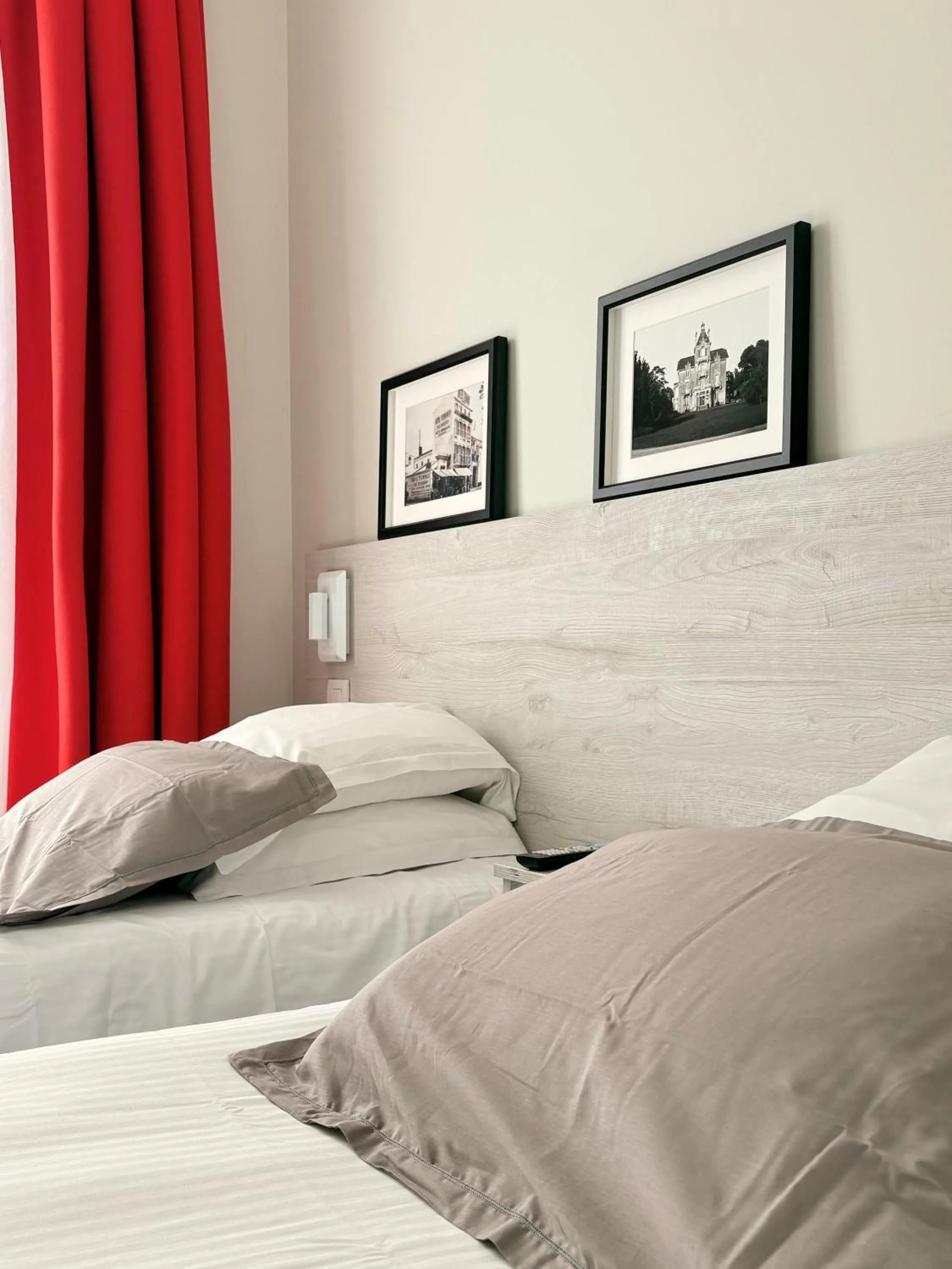 Bedroom, Bed in Hôtel La Fabrique