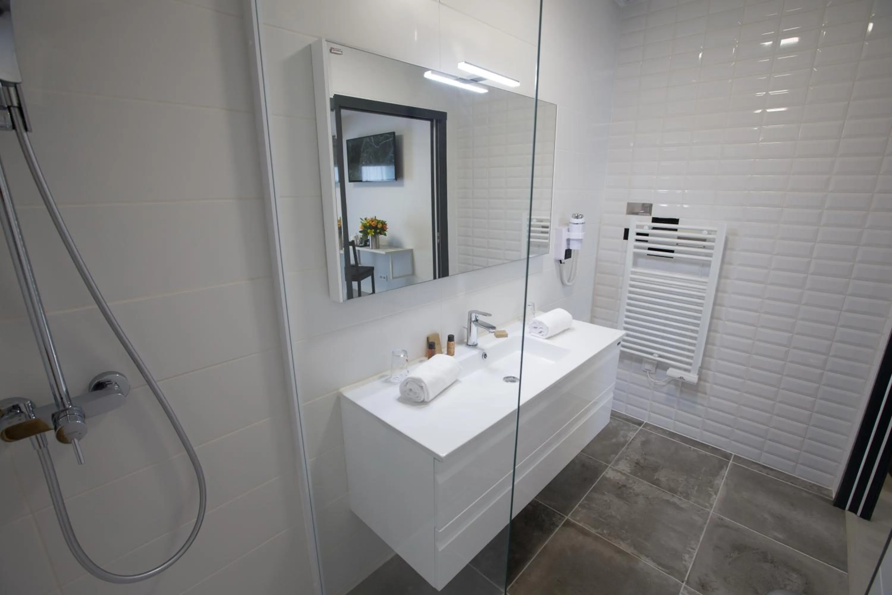 Family Room (3 Adults) in Hôtel La Fabrique