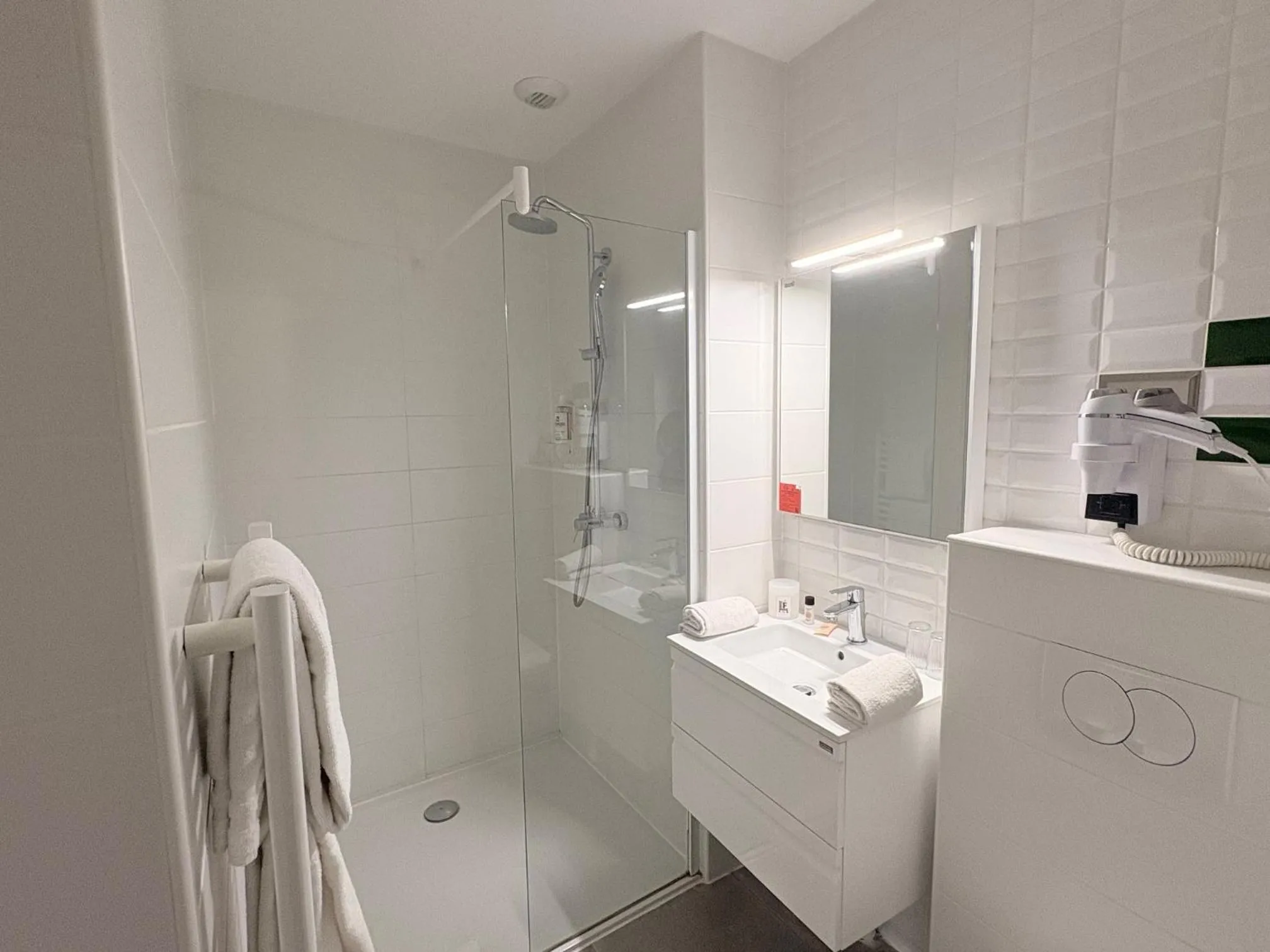 Bathroom in Hôtel La Fabrique