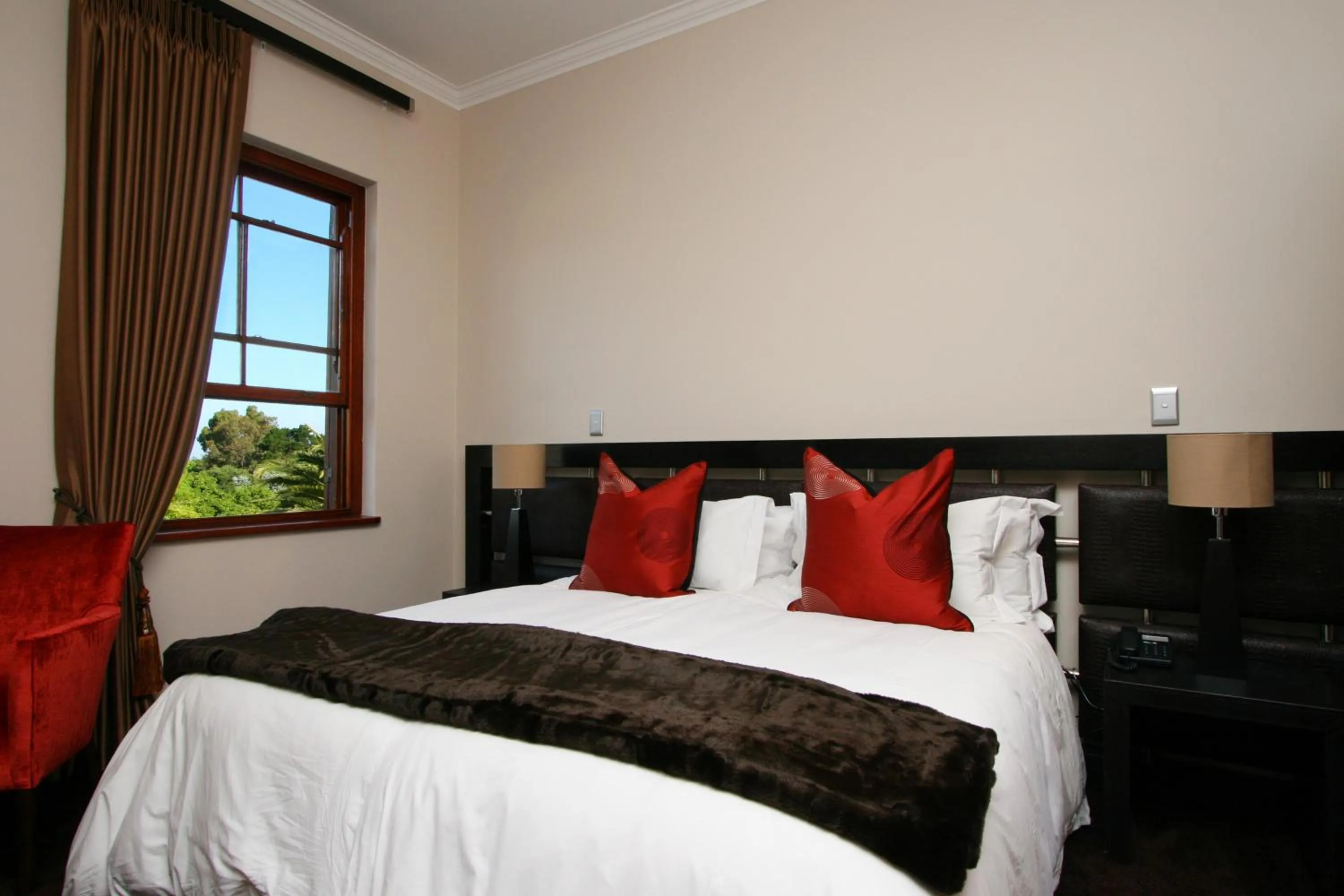 Bed in Nova Constantia Boutique Residence