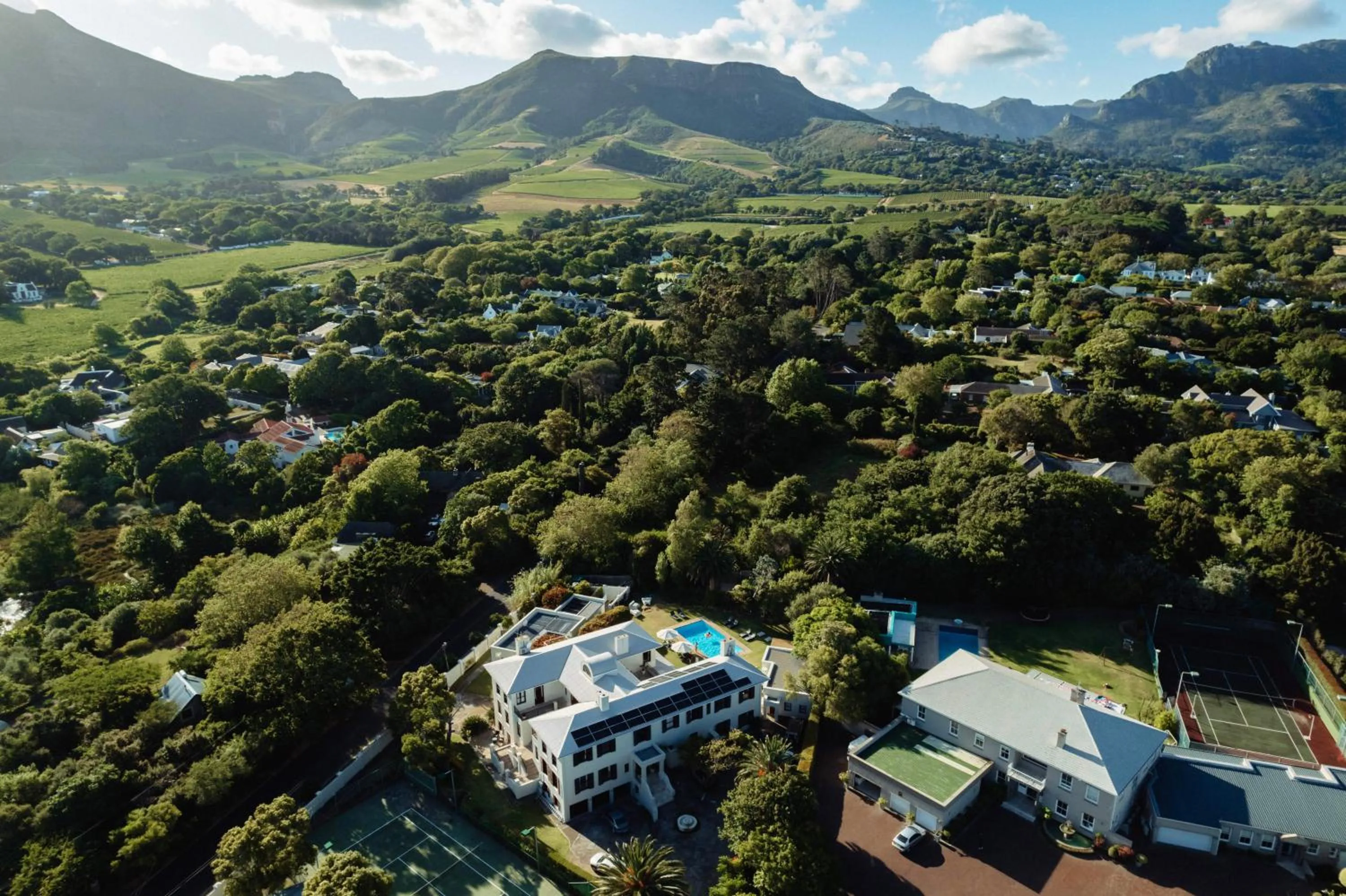 Nova Constantia Boutique Residence