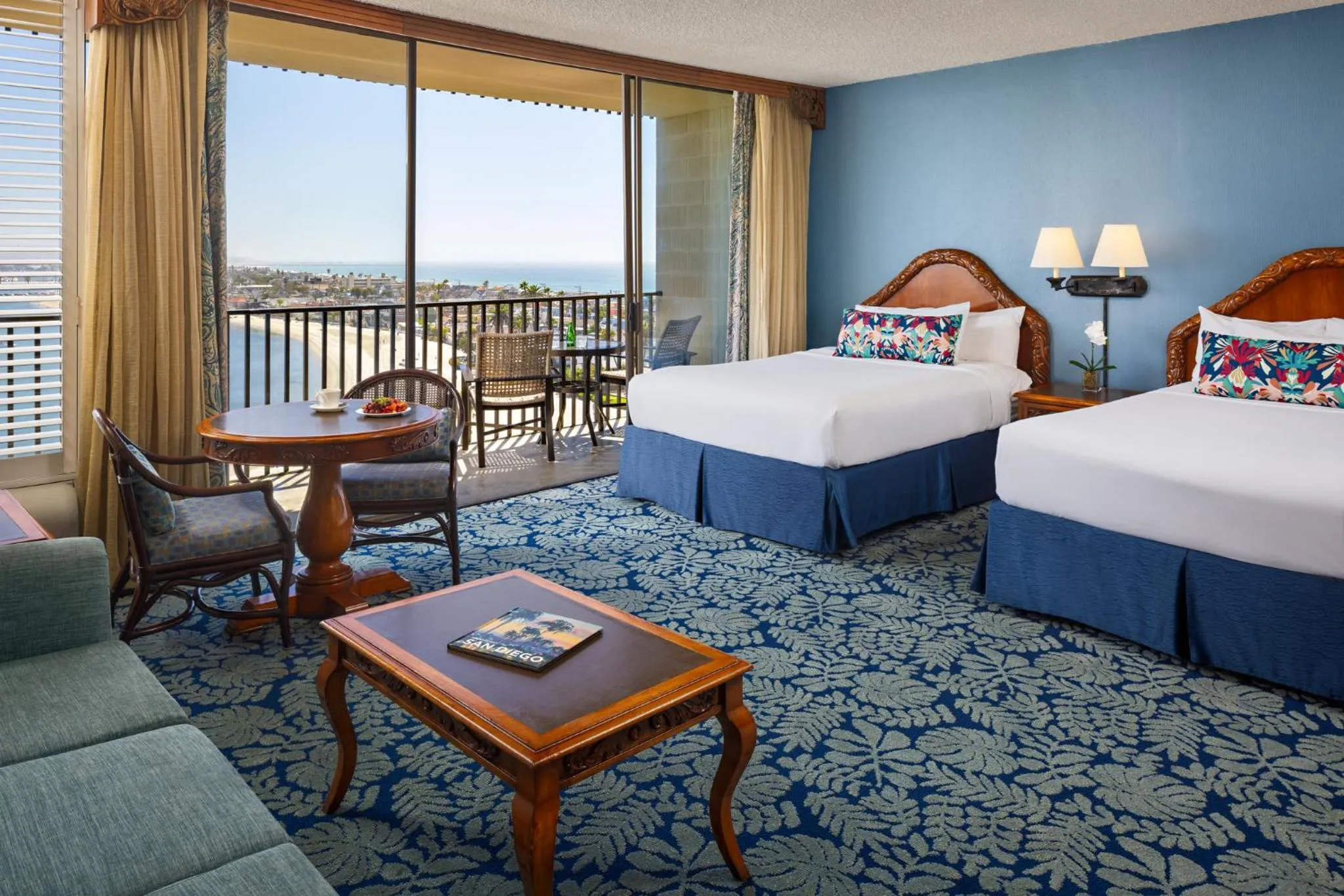 Photo of the whole room, Bed in Catamaran Resort Hotel and Spa