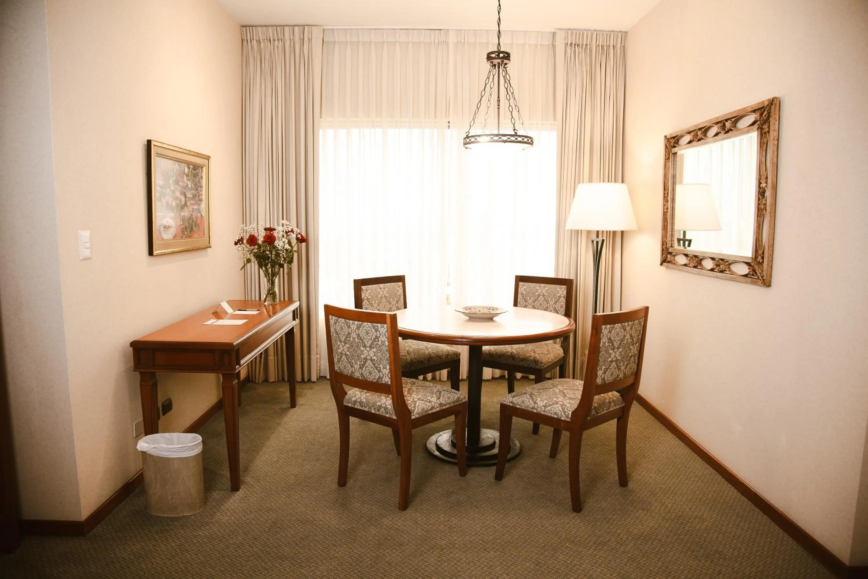 Bedroom in Los Tallanes Hotel & Suites