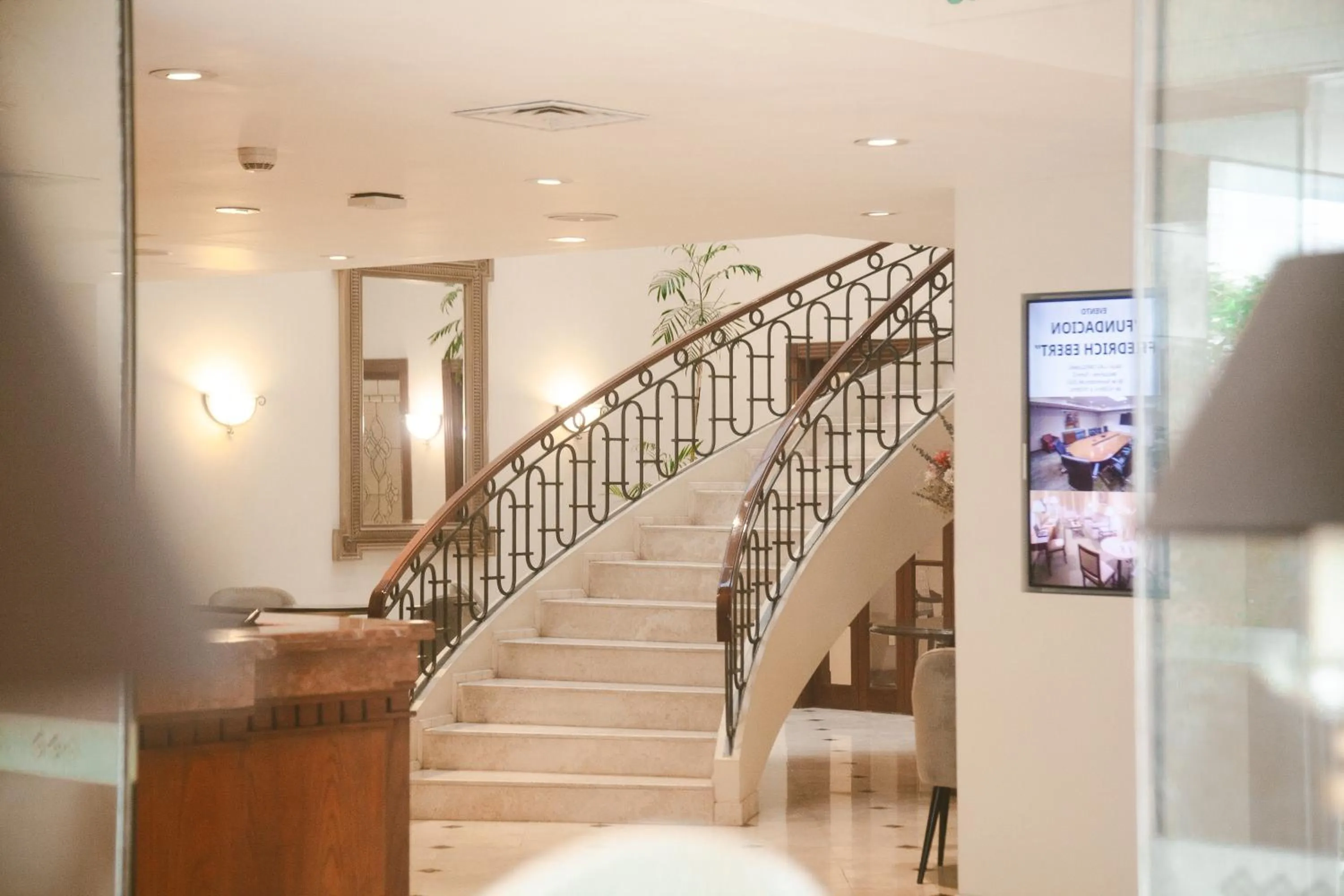 Lobby or reception in Los Tallanes Hotel & Suites