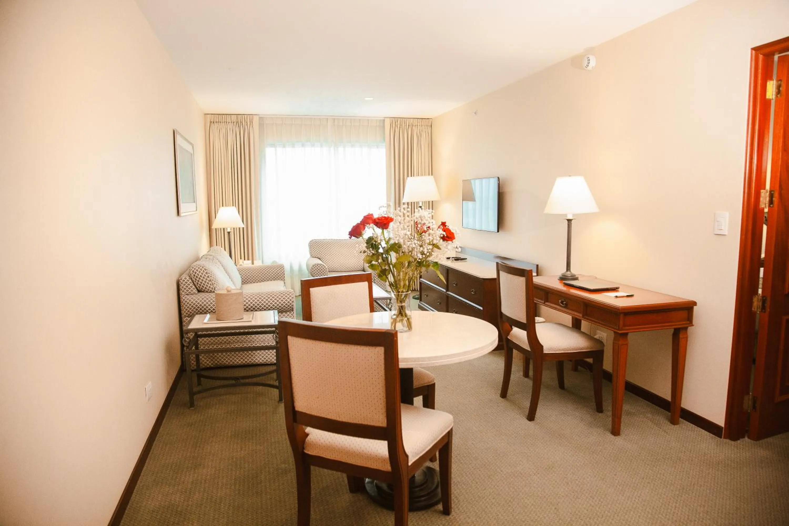 Bedroom in Los Tallanes Hotel & Suites