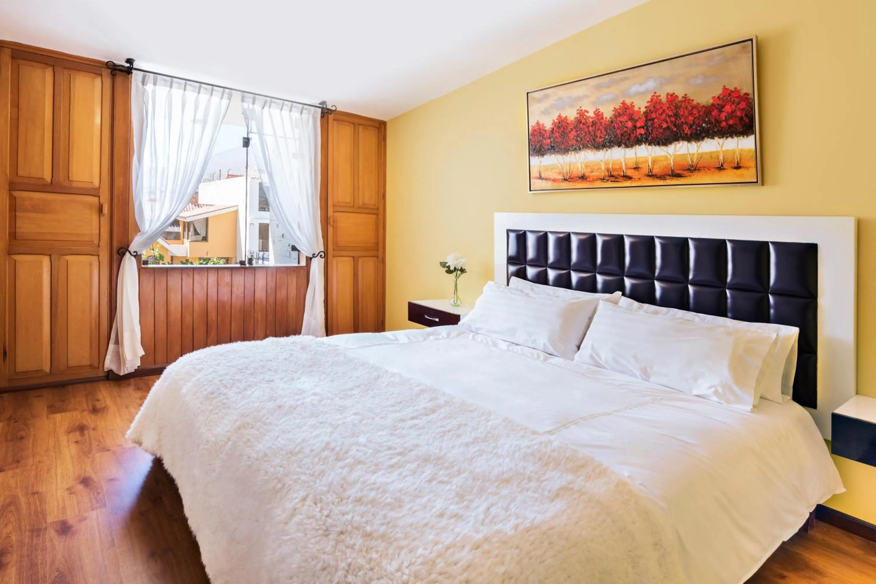 Bedroom, Bed in Natura Inn Hotel